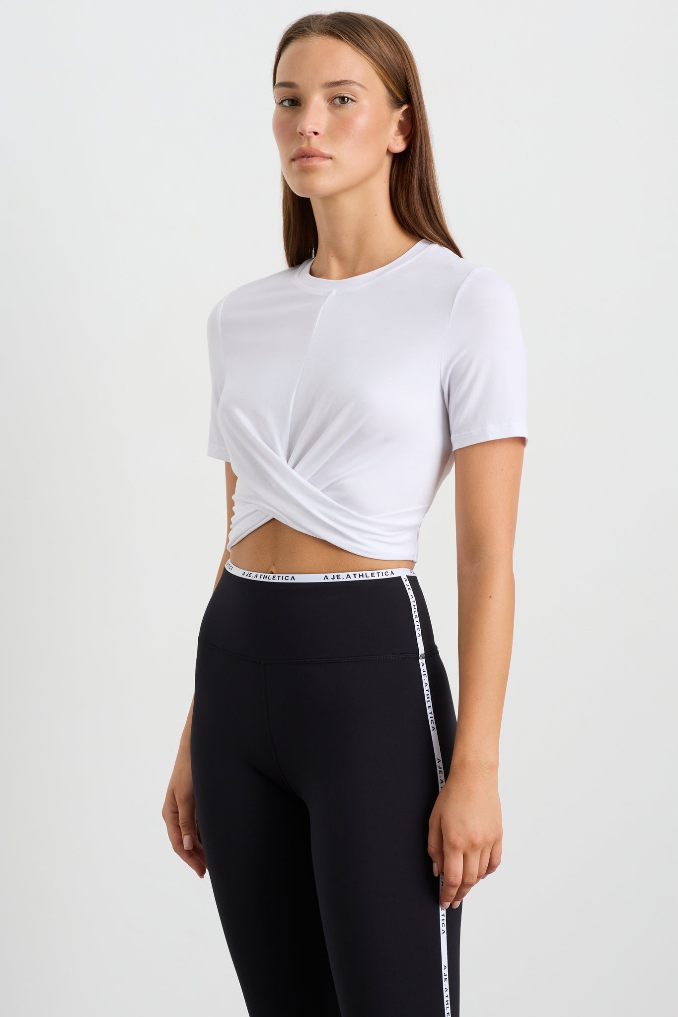 Crop Twist Front Tee 130 WHITE AJE ATHLETICA – Aje AU
