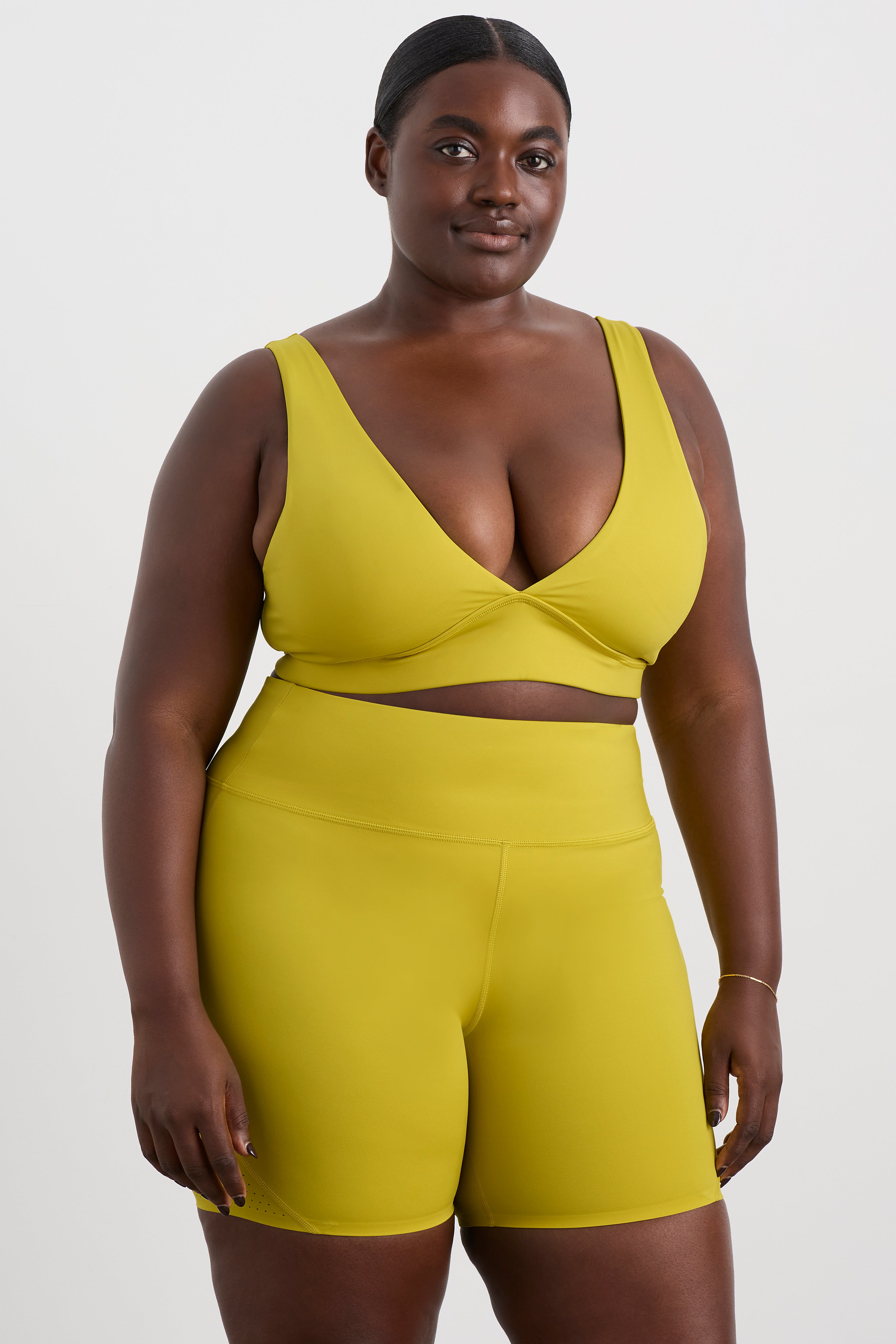 242AA1028_SLR-BLZ_11_1696309488