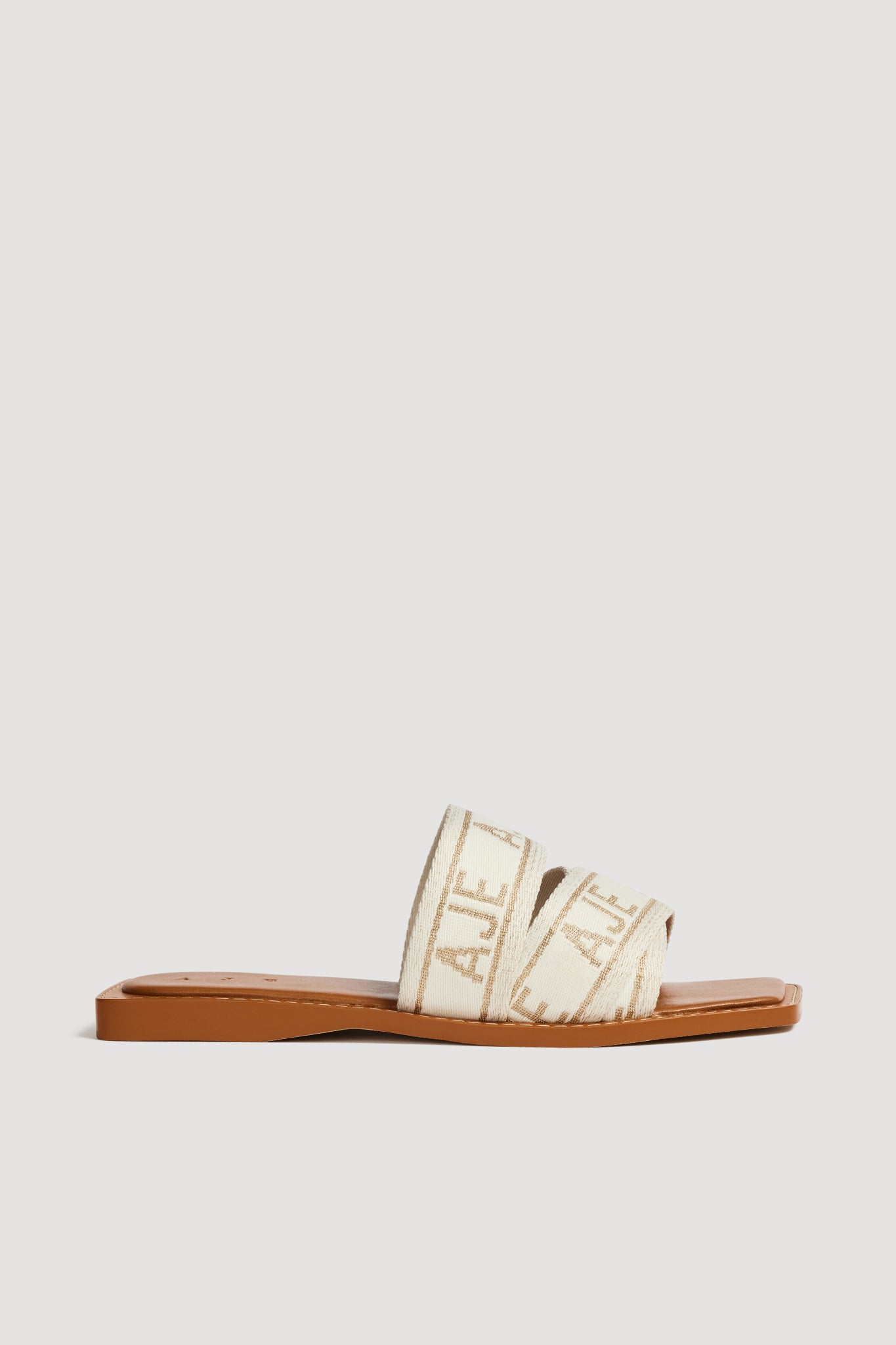 24CO7214_GLD_2_1758714925