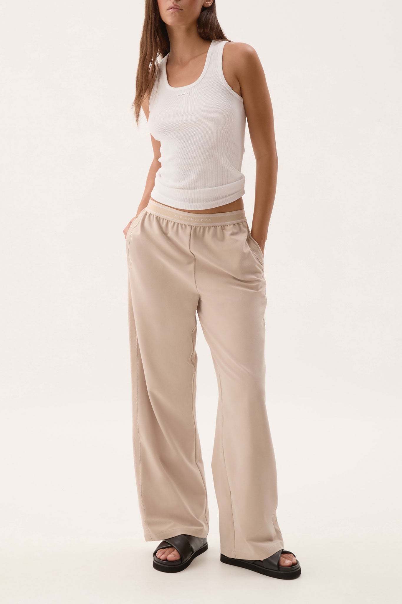 251AA3009_MNRL-BEIGE_8_1754536562