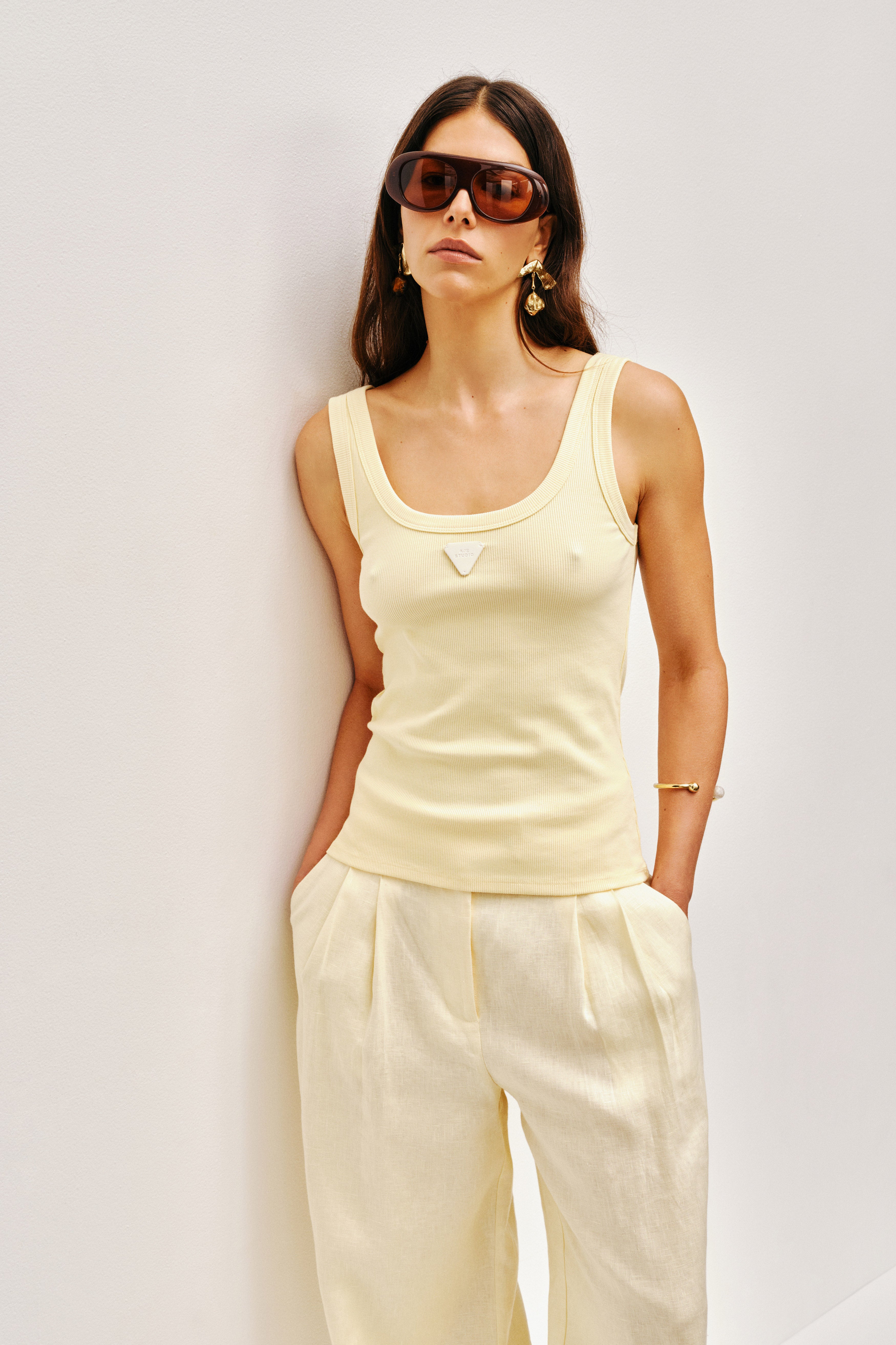 252AS1038_BUTTER_3_1757496514