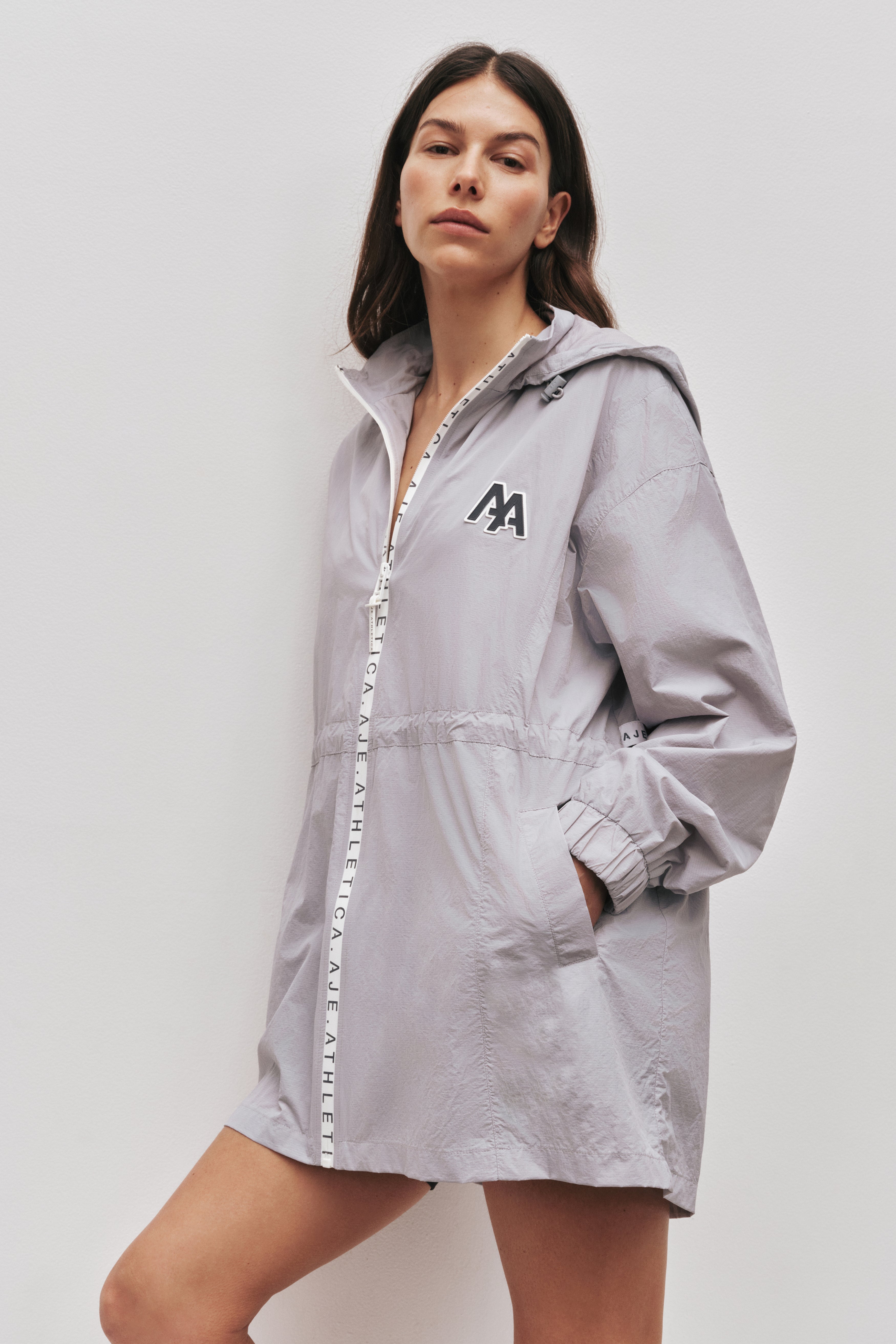 254AA2038_SKY_4_1760316878