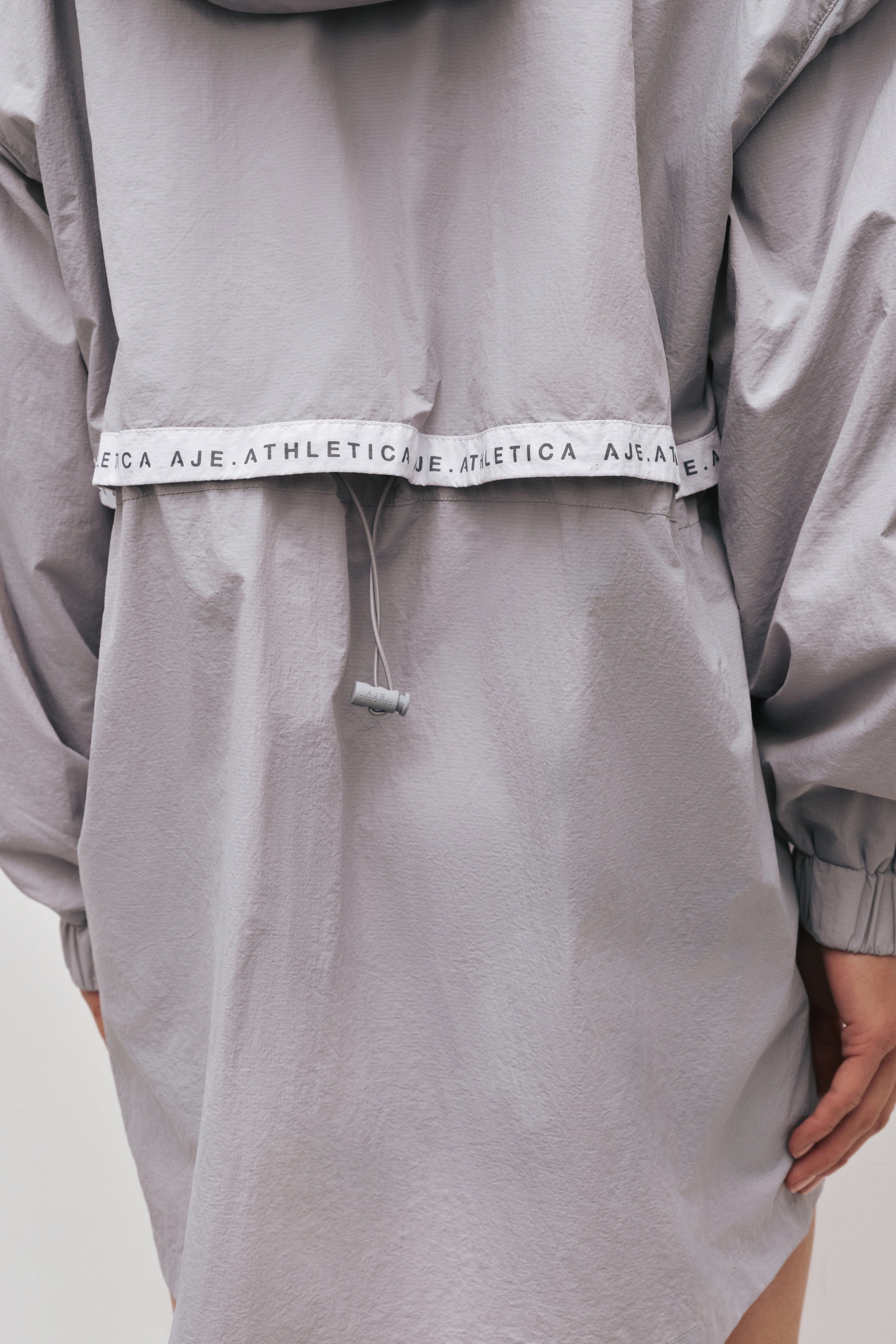 254AA2038_SKY_6_1760316921