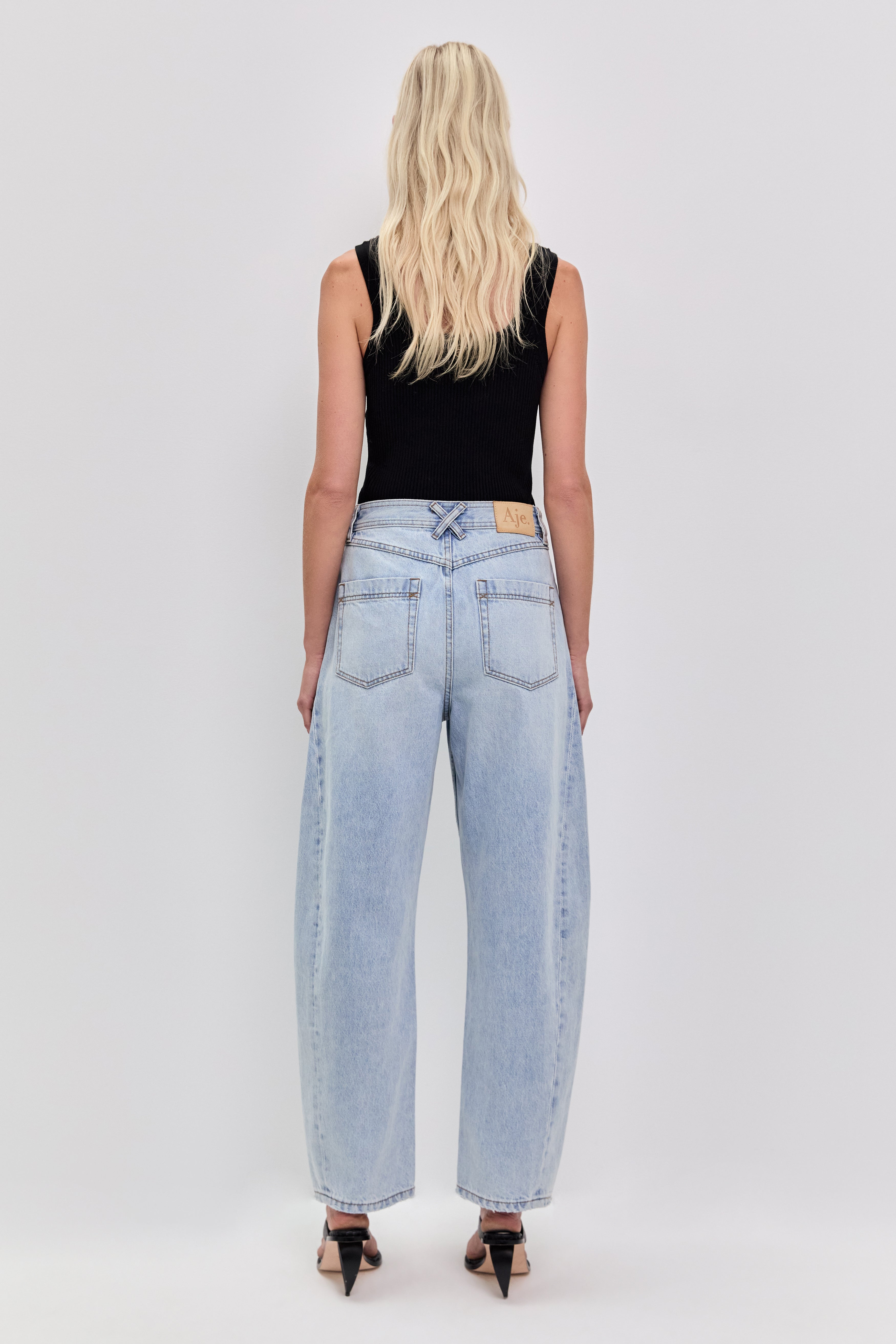 Stevie Barrel Ankle Jean