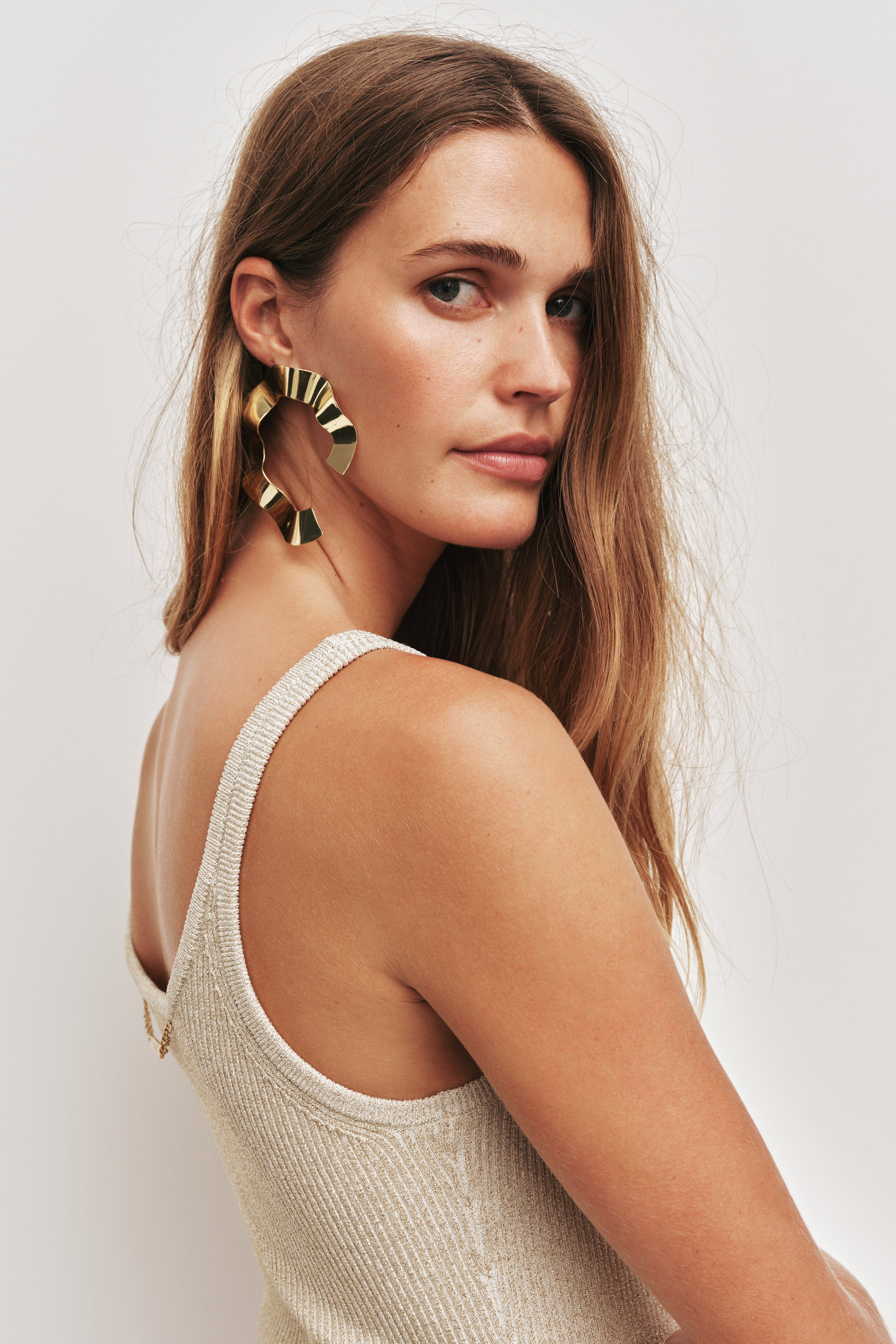 25PF1441_CHMP-GLD_4_1759034981