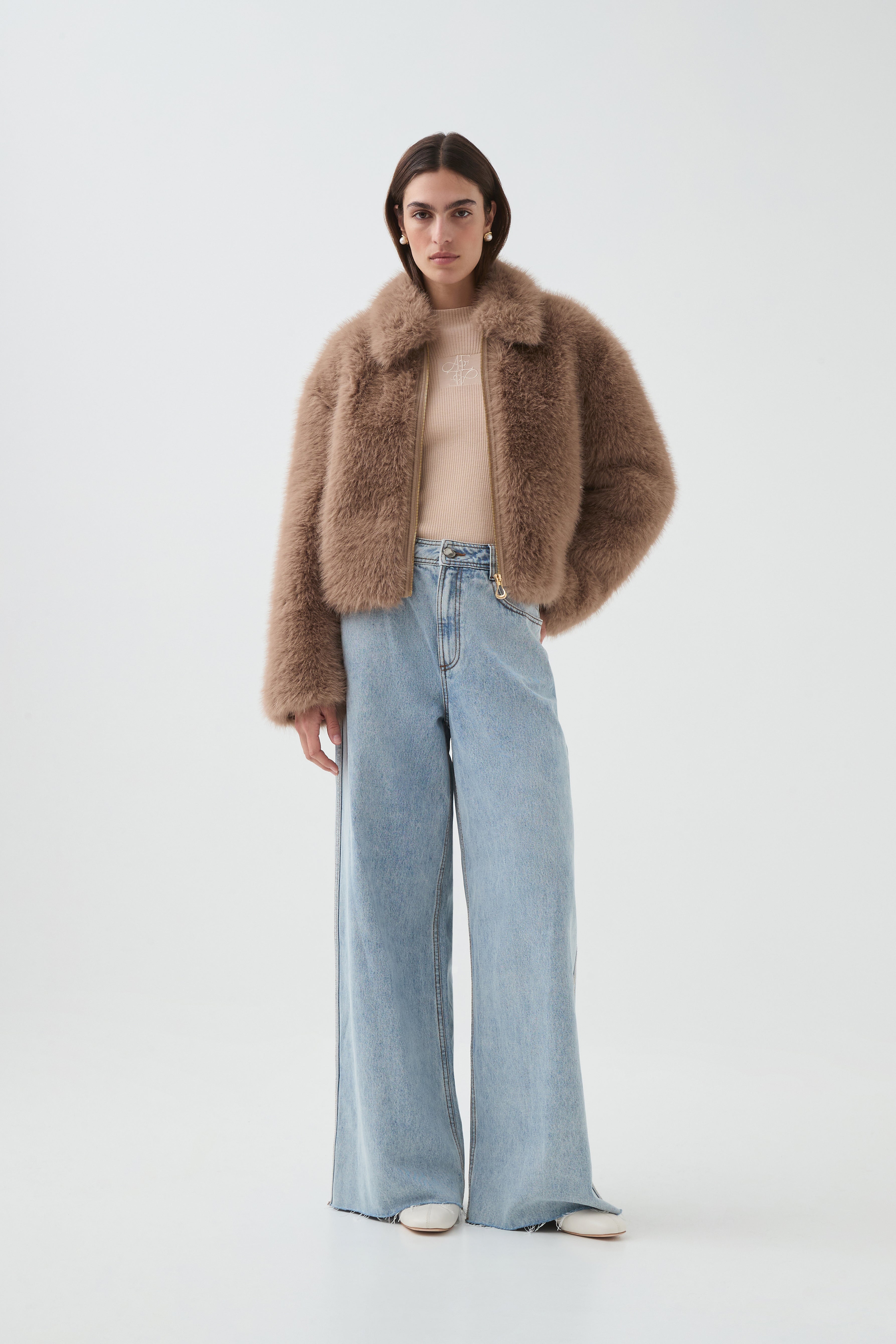 25PF2041_DEP-BEGE_3_1745742062