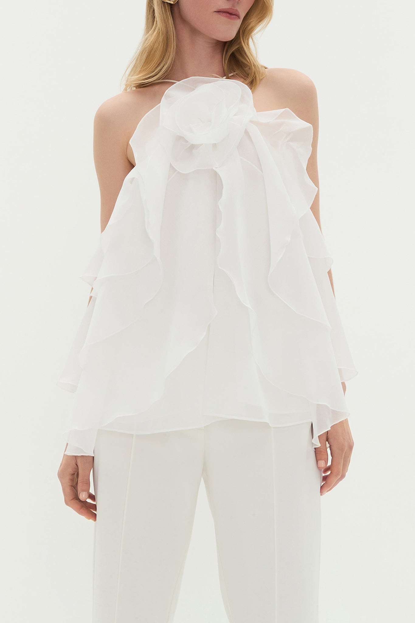 25RE1066_IVRY_4_1754031006