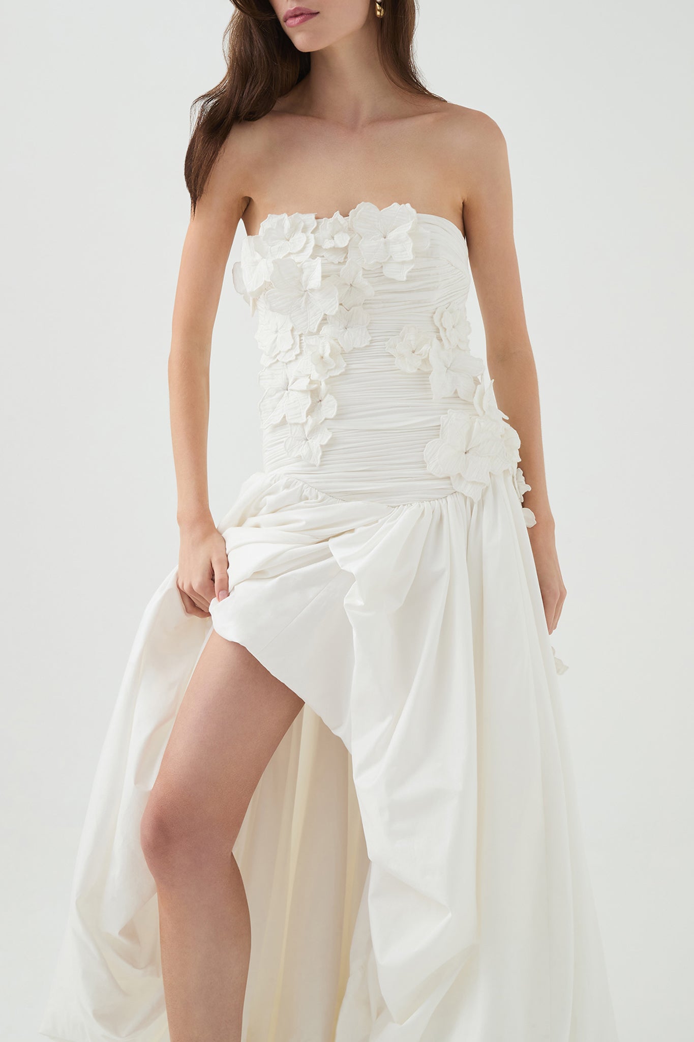 25RE5338_IVRY_3_1754286124