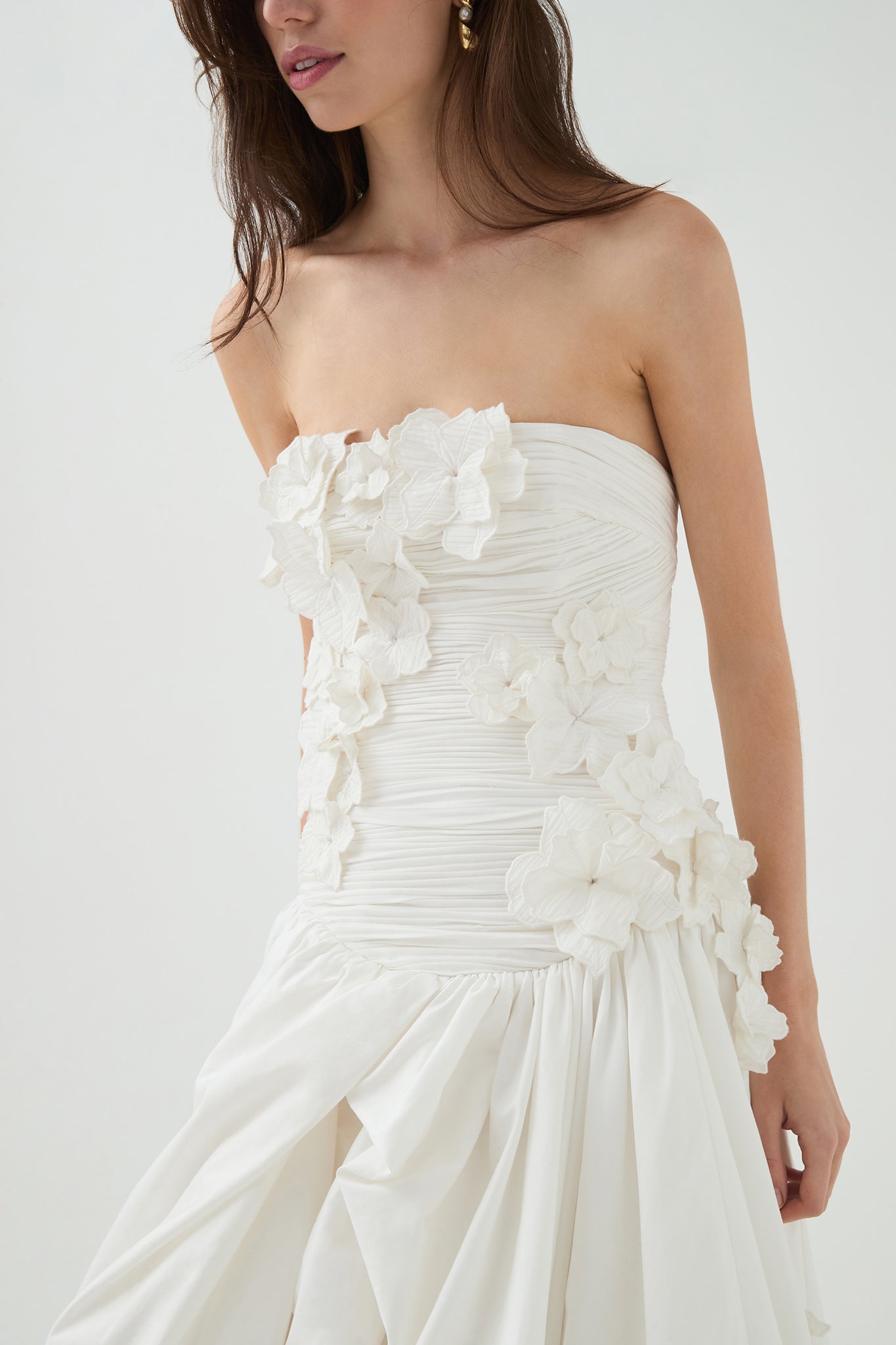 25RE5338_IVRY_5_1745367343