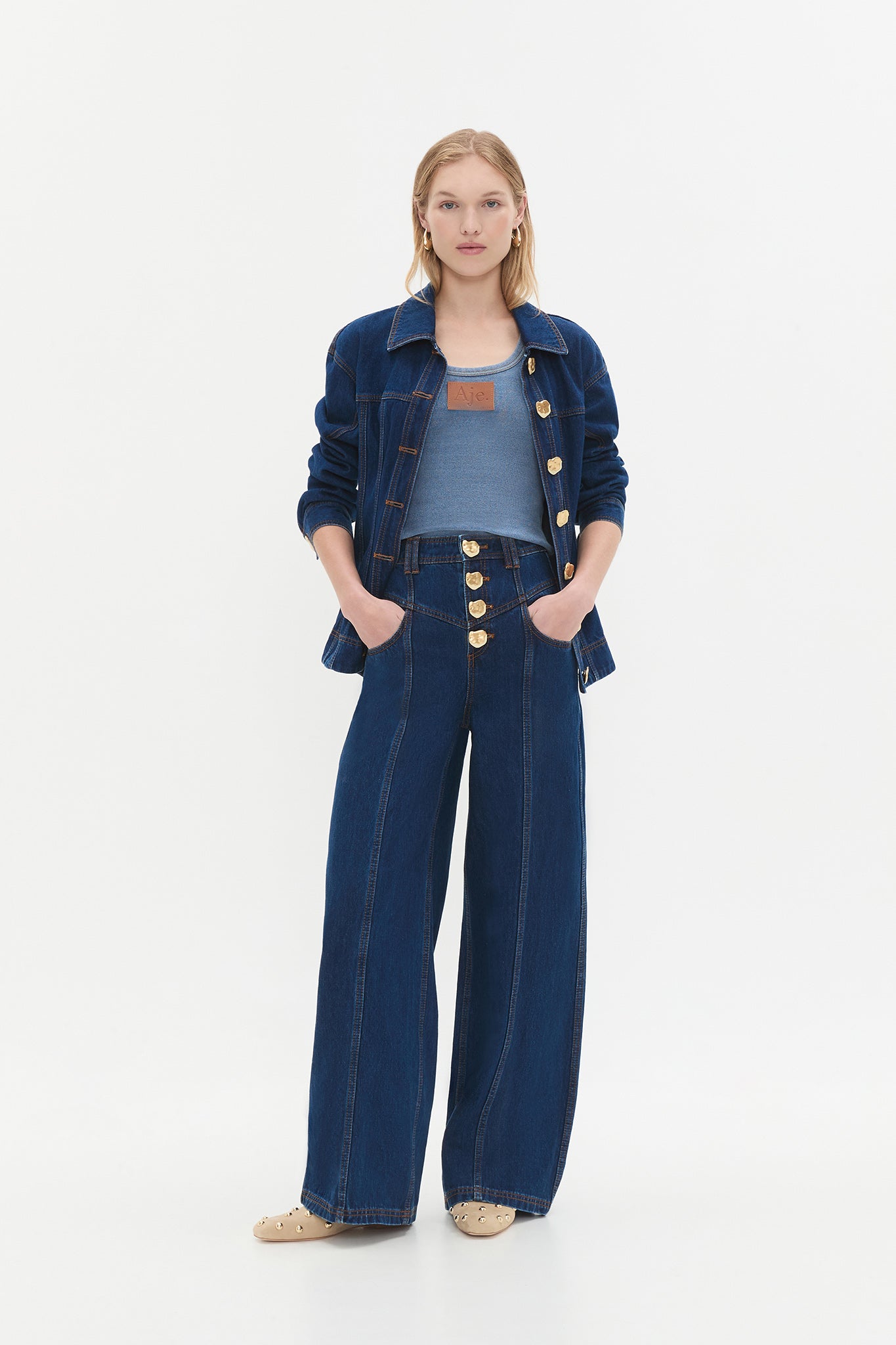 25SS1432_CSTL-WSH_7_1750739717