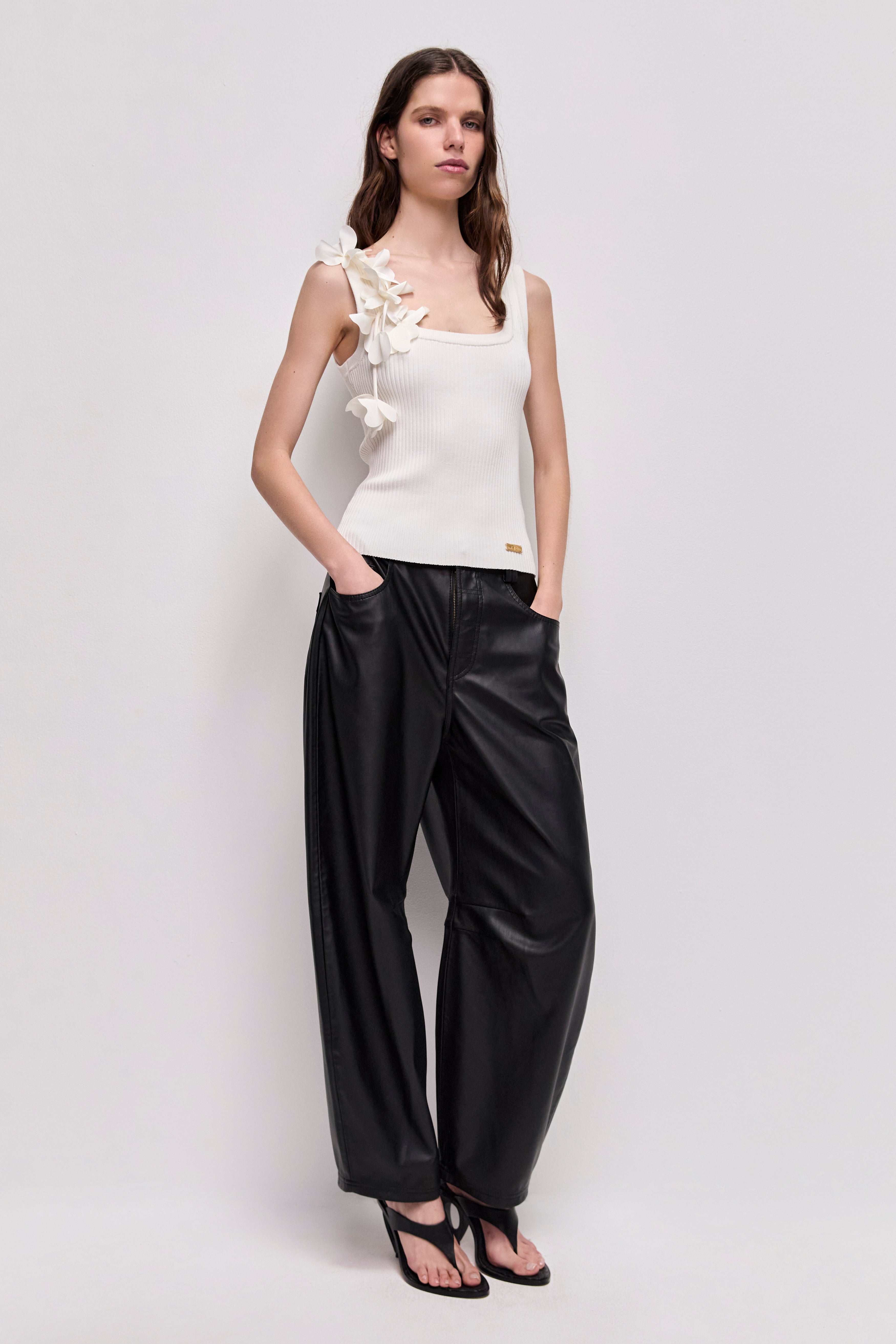 25SS1460_IVRY_1_1768345685