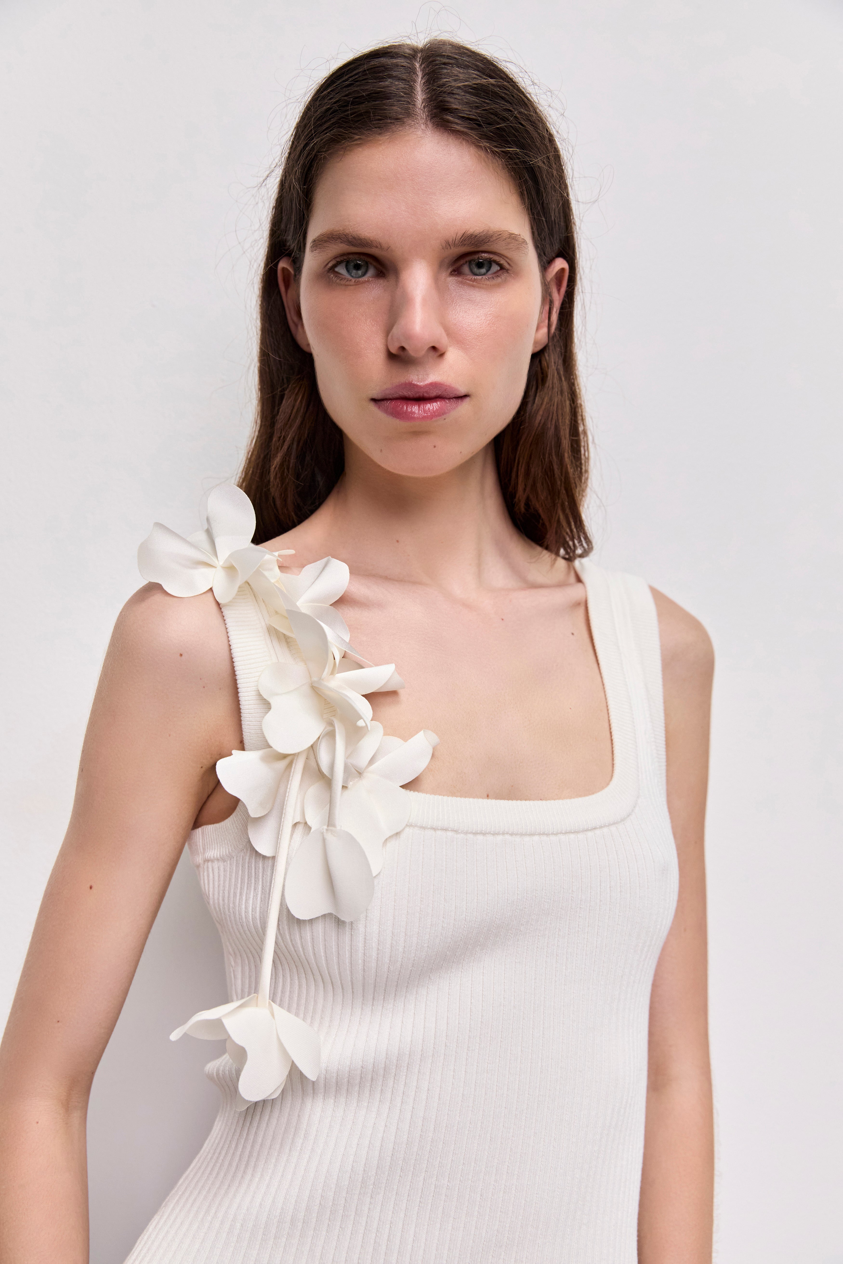 25SS1460_IVRY_4_1768345687