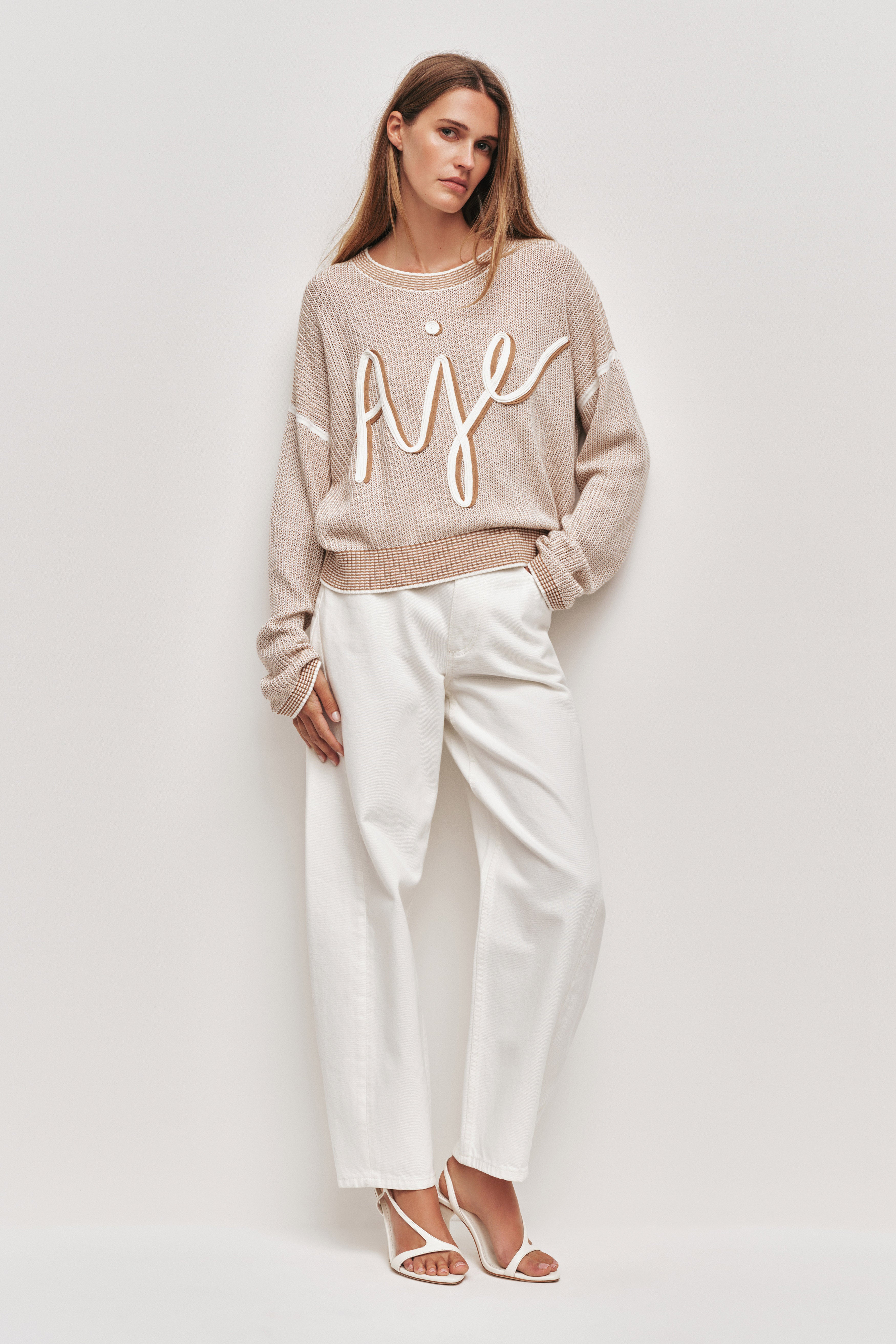 25SS1464_NEUTR-IVRY_1_1759038696