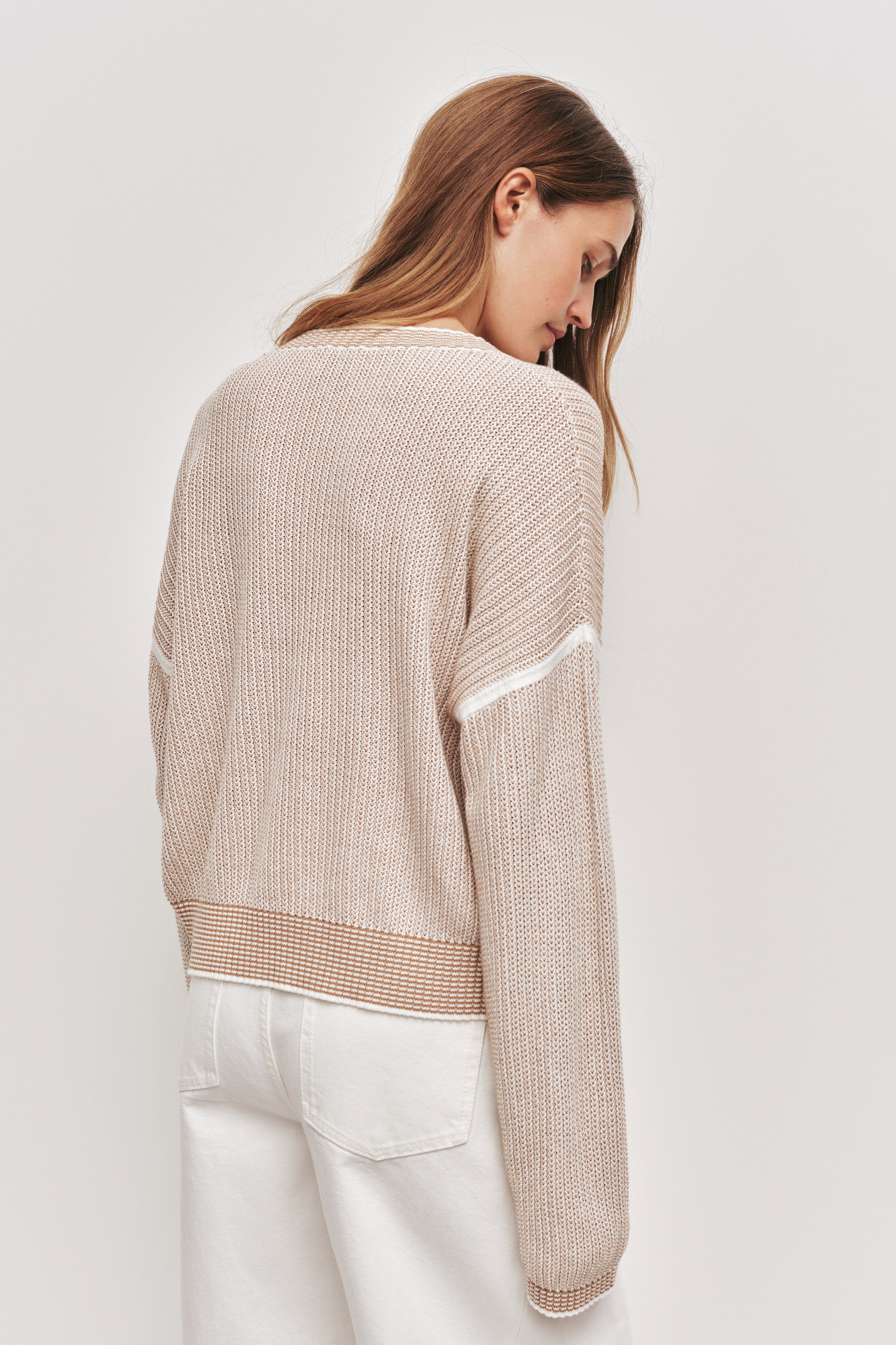 25SS1464_NEUTR-IVRY_5_1759038716