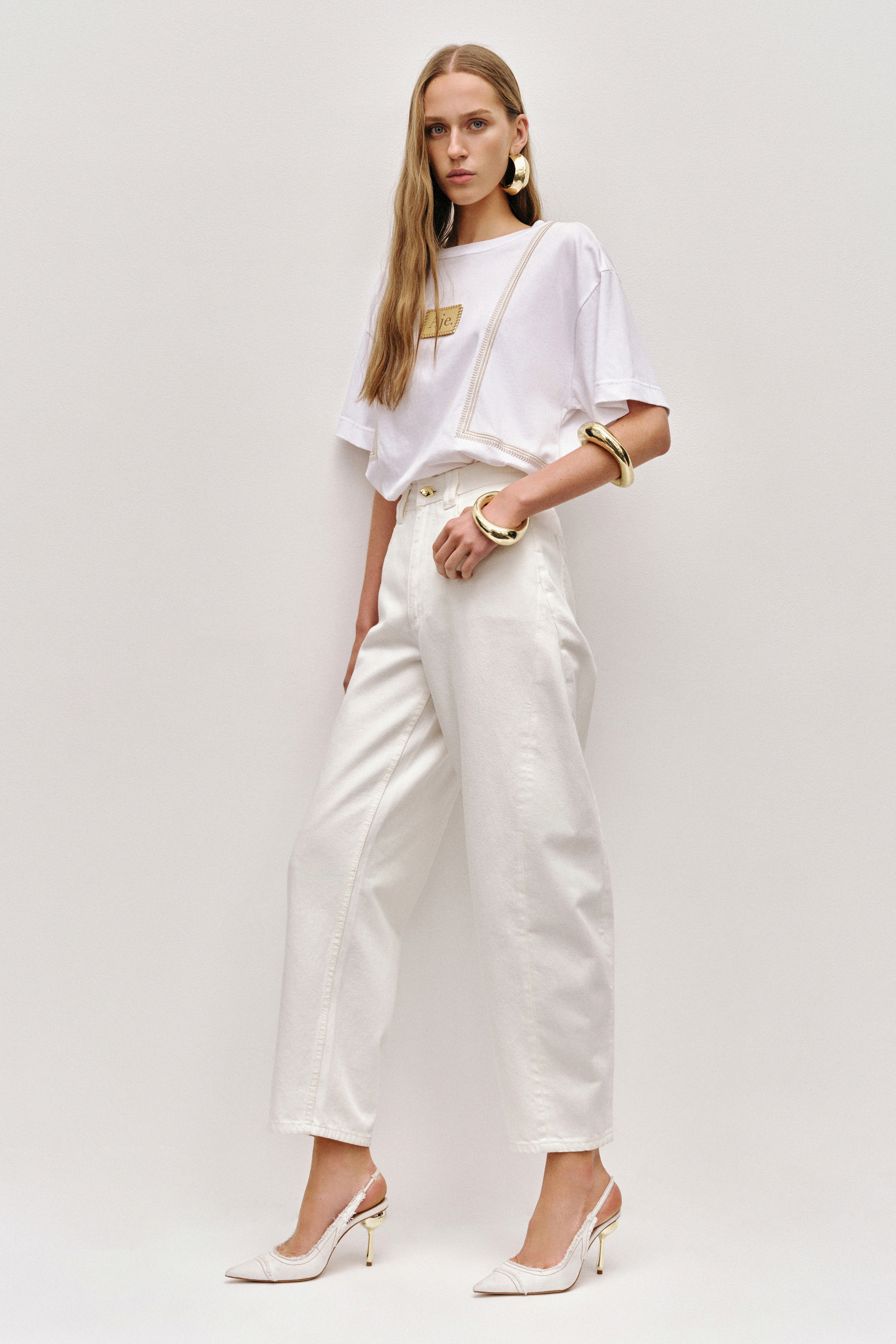 25SS1484_WHT-SND_3_1759363954