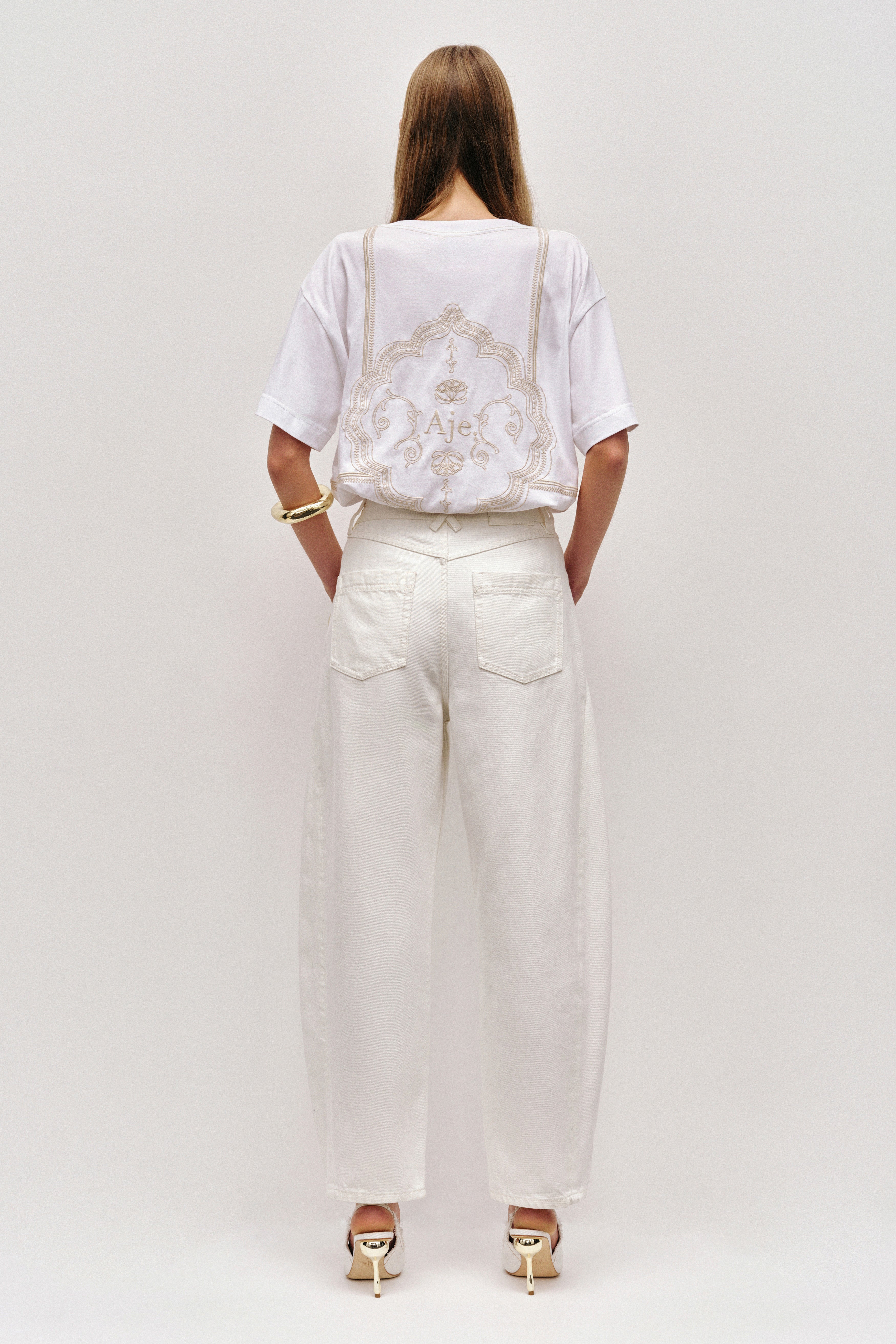 25SS1484_WHT-SND_9_1759363974