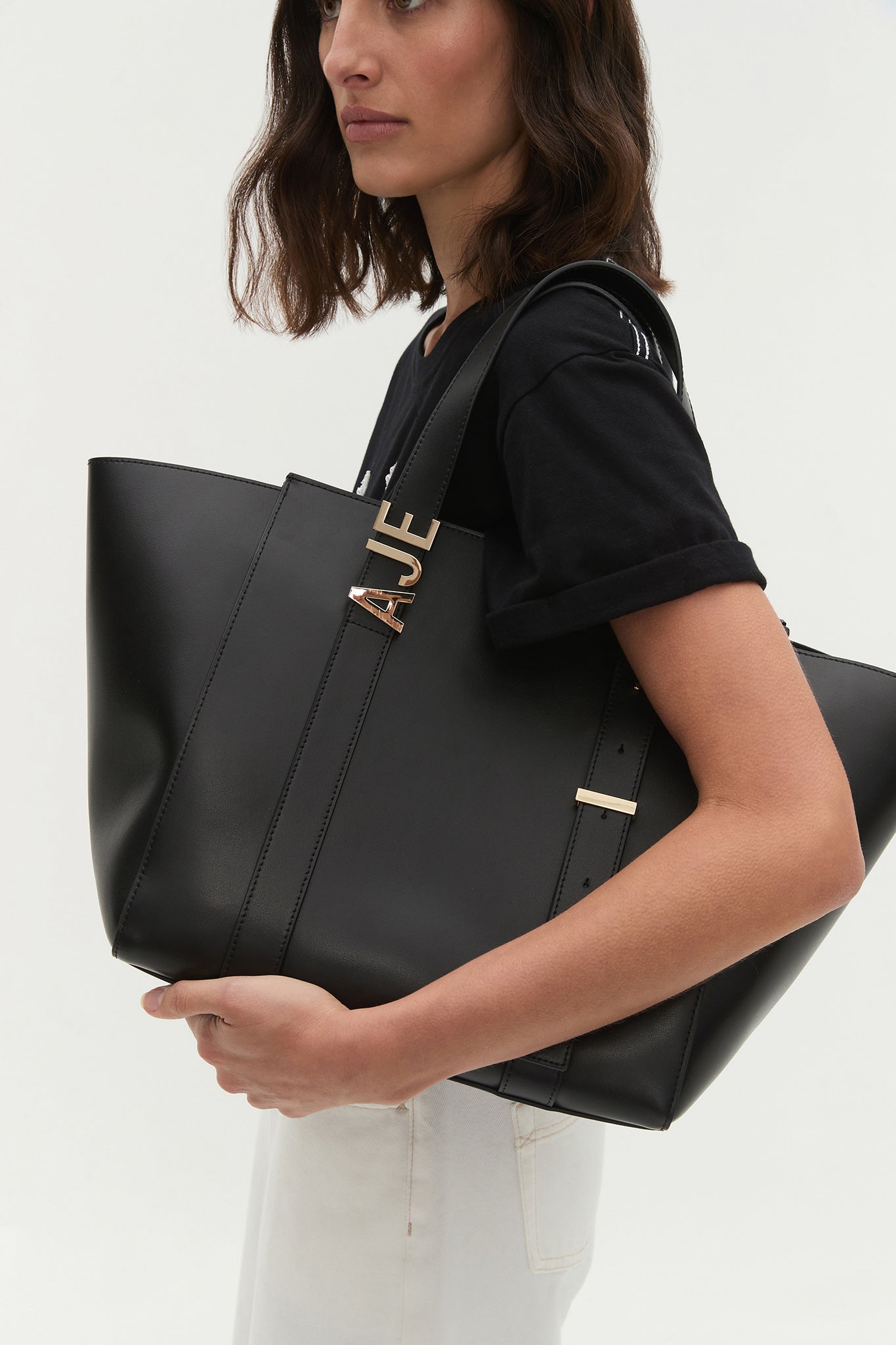 25SS6606_BLK_7_1753323921