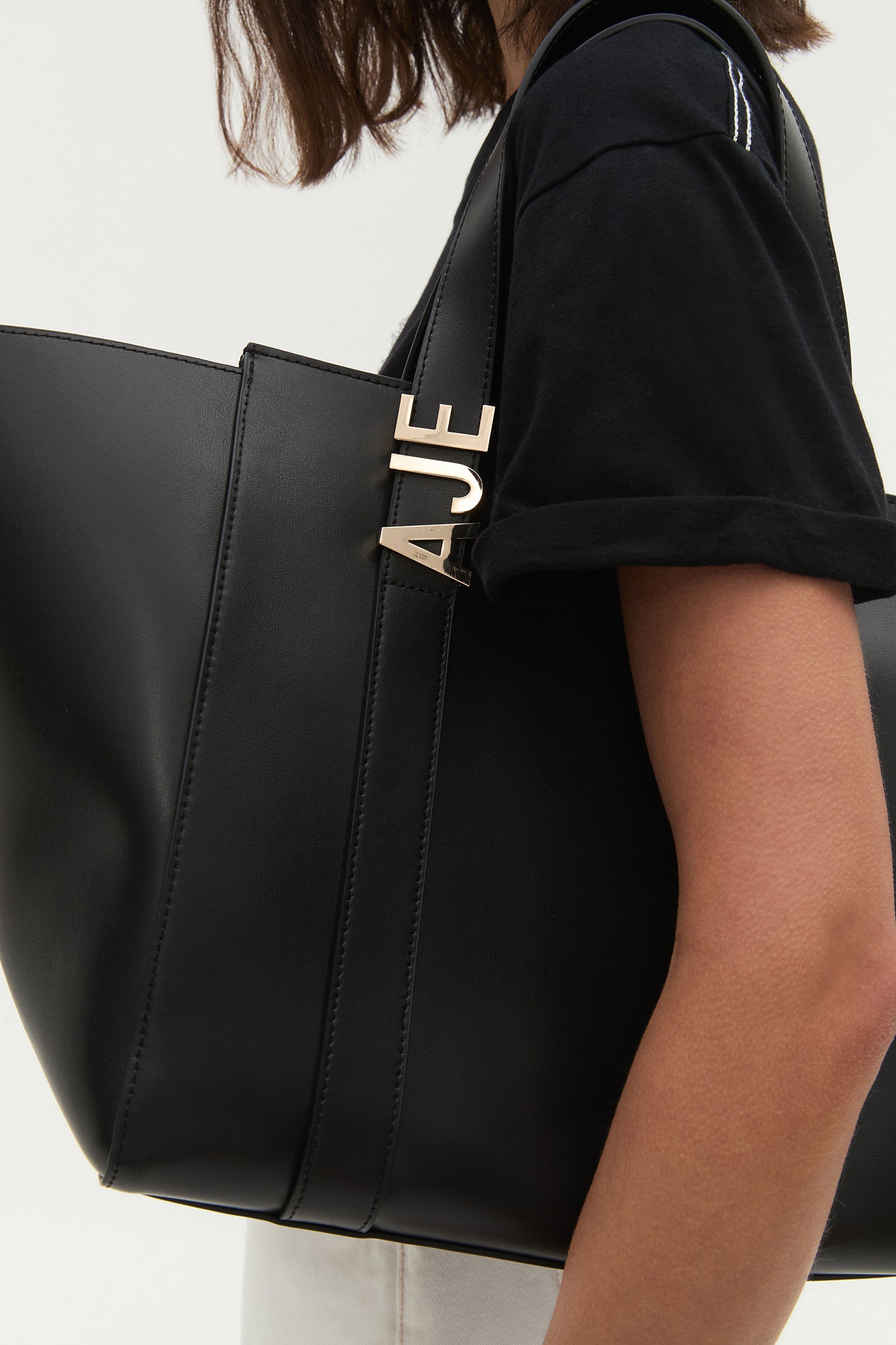 25SS6606_BLK_8_1753323914