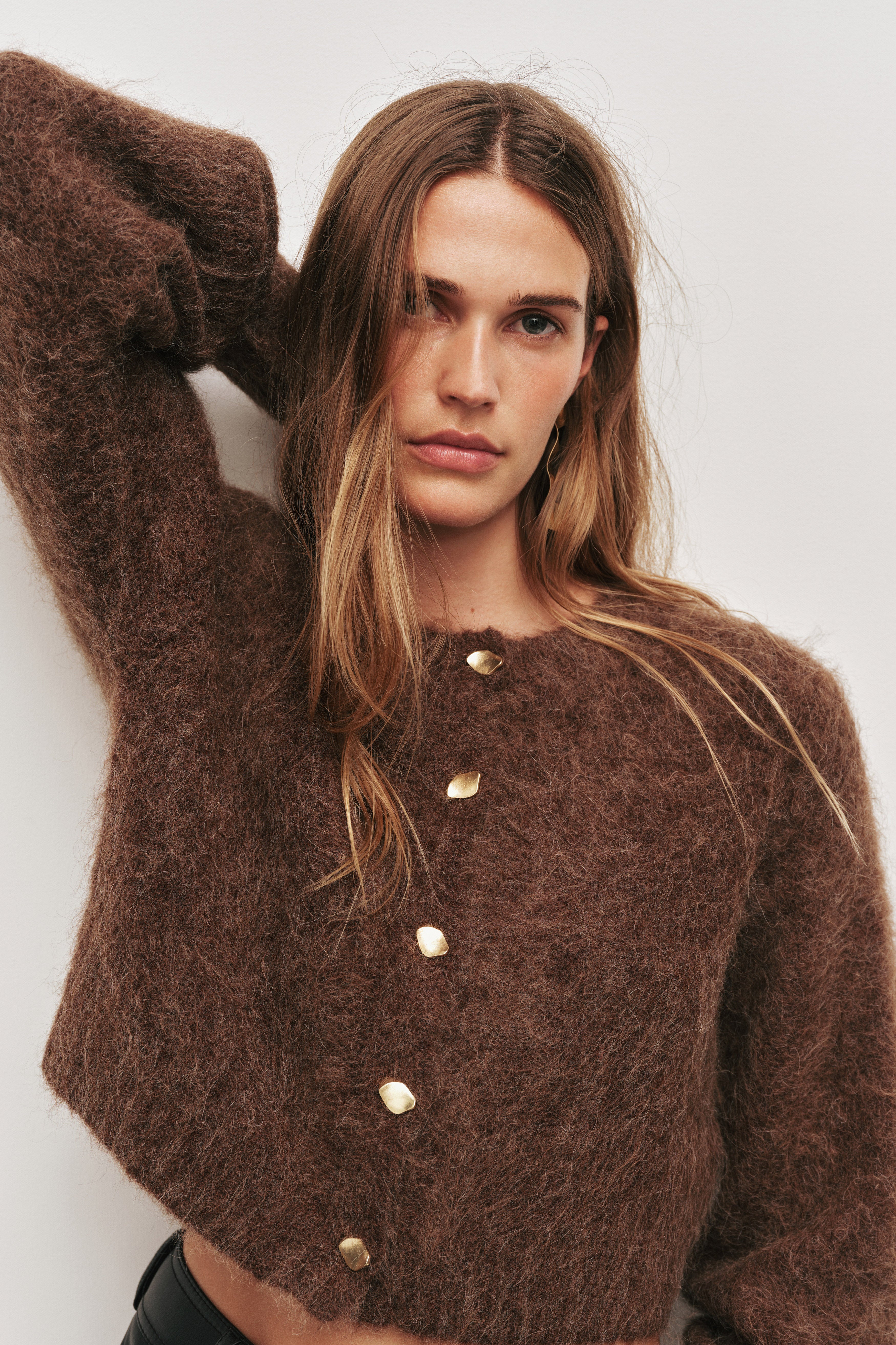 25SU2069_CHOC_6_1759037089