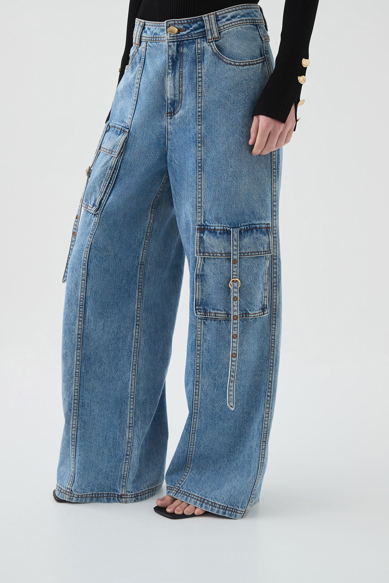 25SU3044_CSTL-WSH_5_1747185724