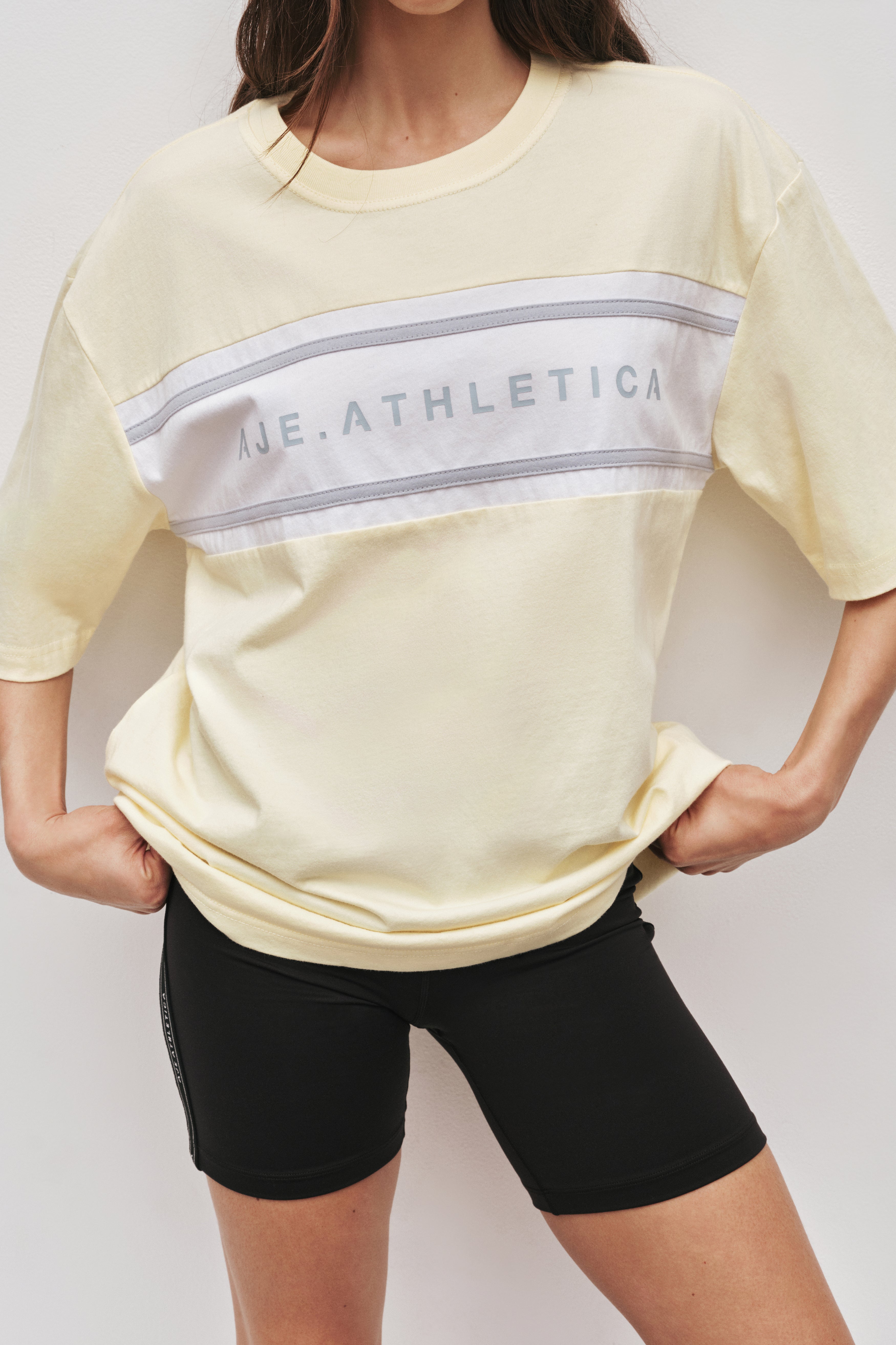 261AA1025_LMN_4_1756812049