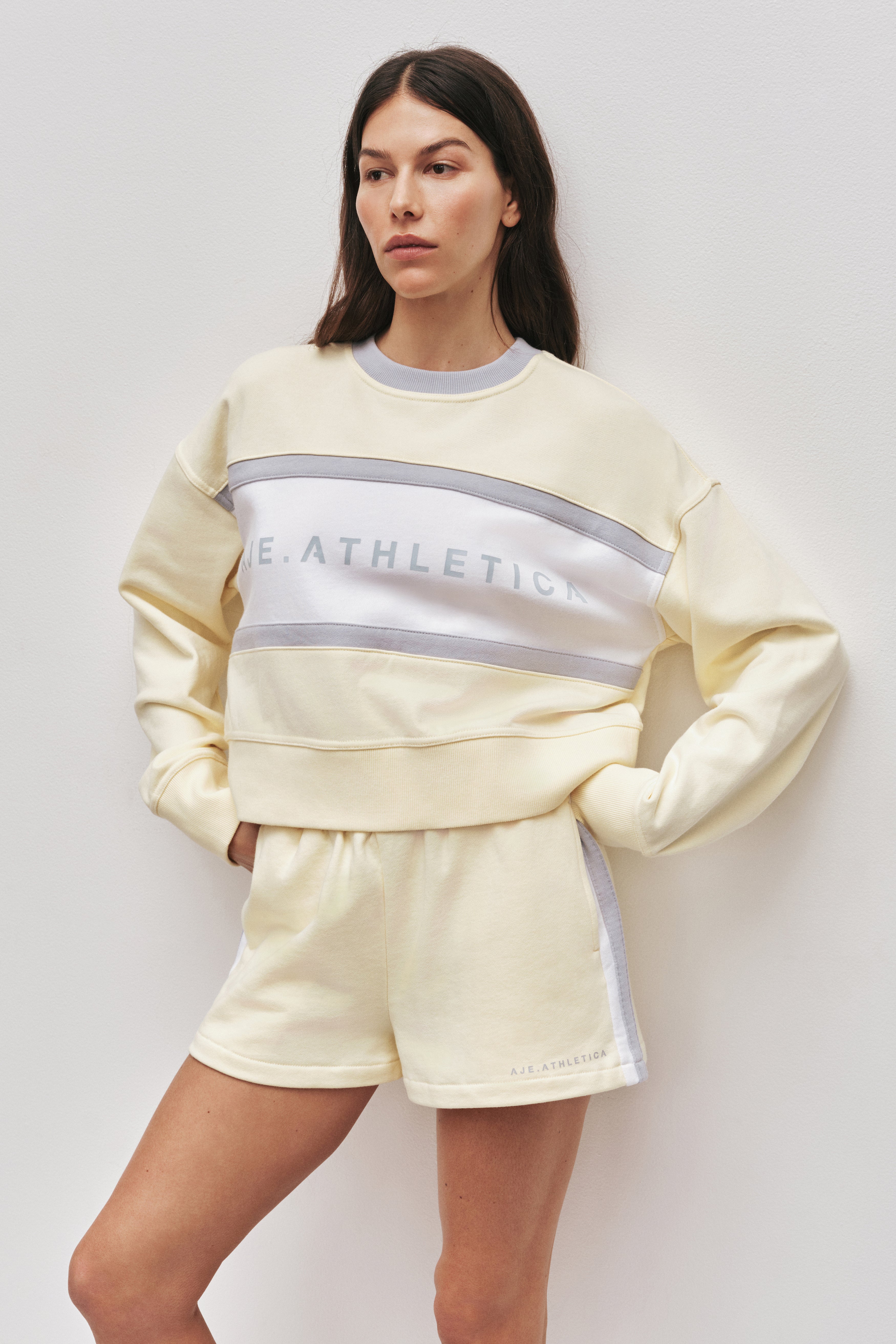 Contrast Stripe Sweat Shorts 603