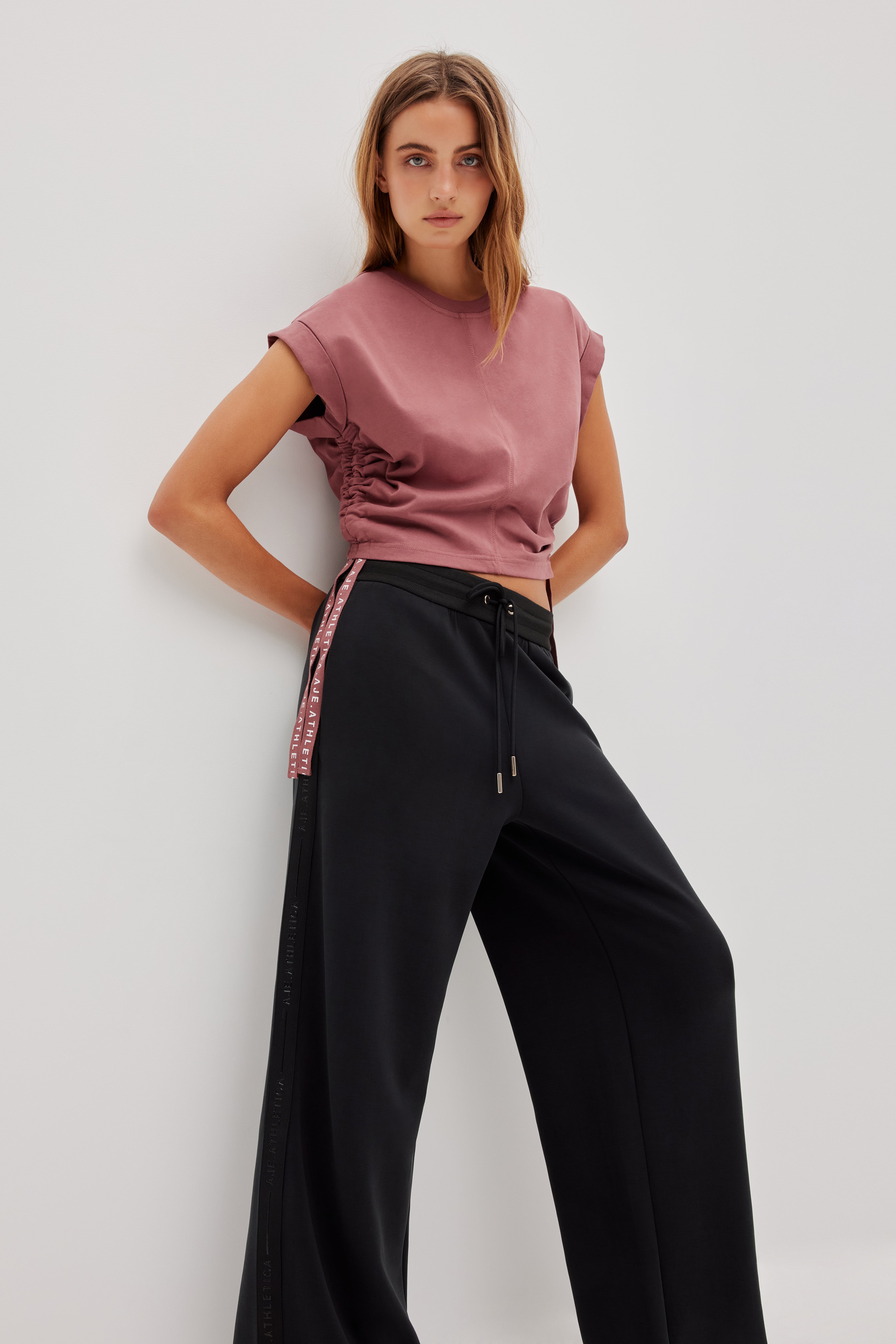 261AA3009_BLK-BLK_3_1762131123