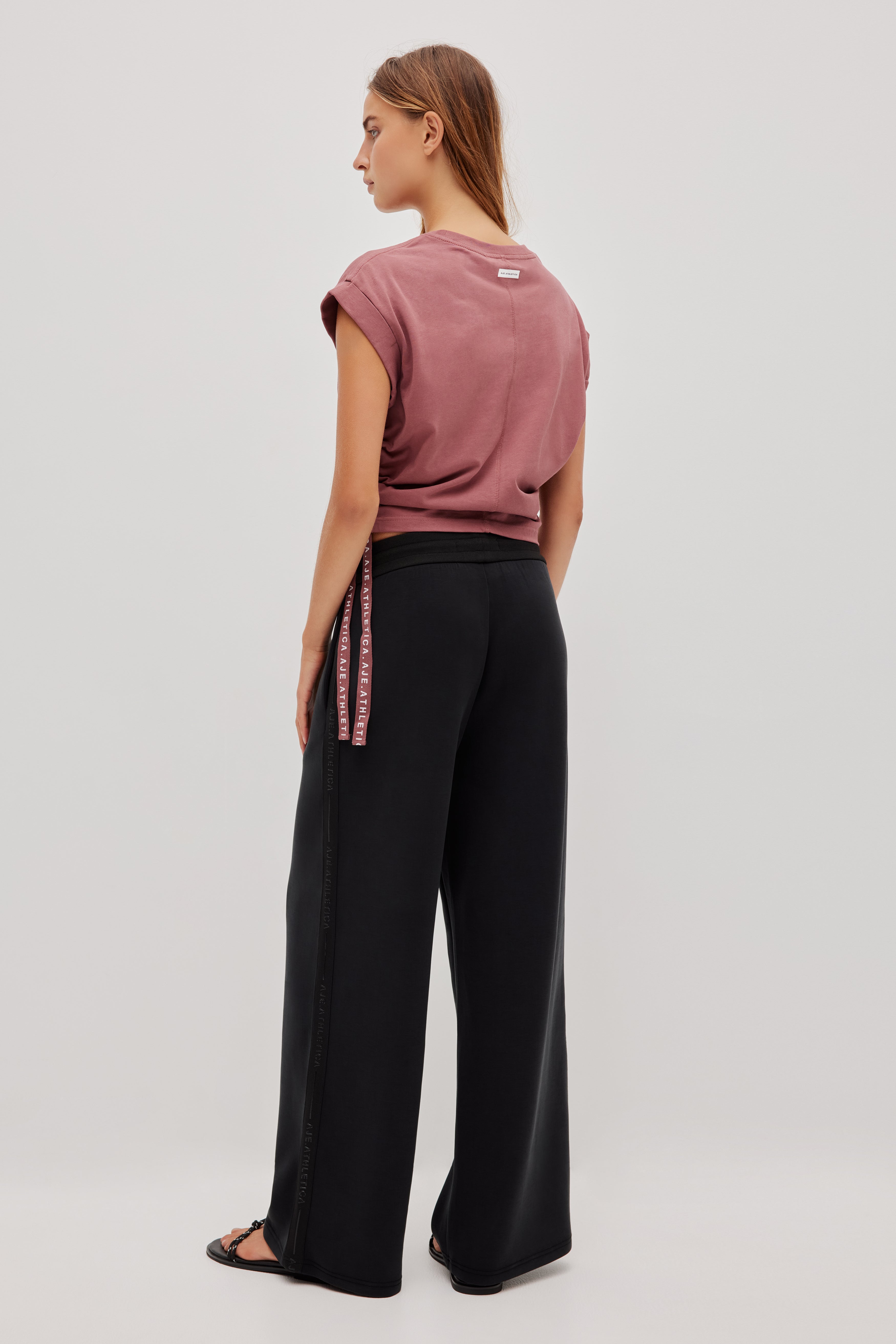 261AA3009_BLK-BLK_6_1762131118