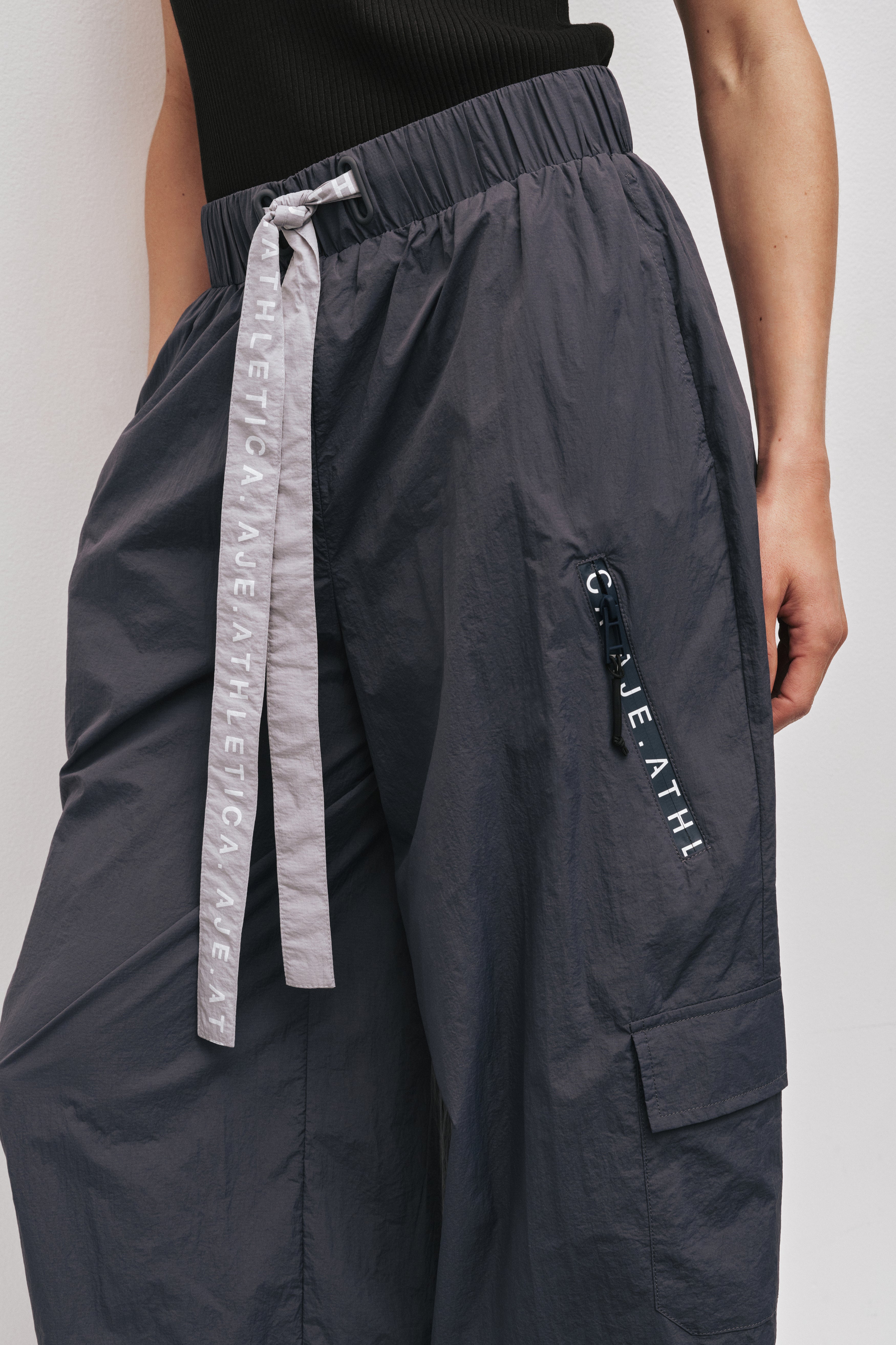 261AA3027_STEEL_4_1756811722