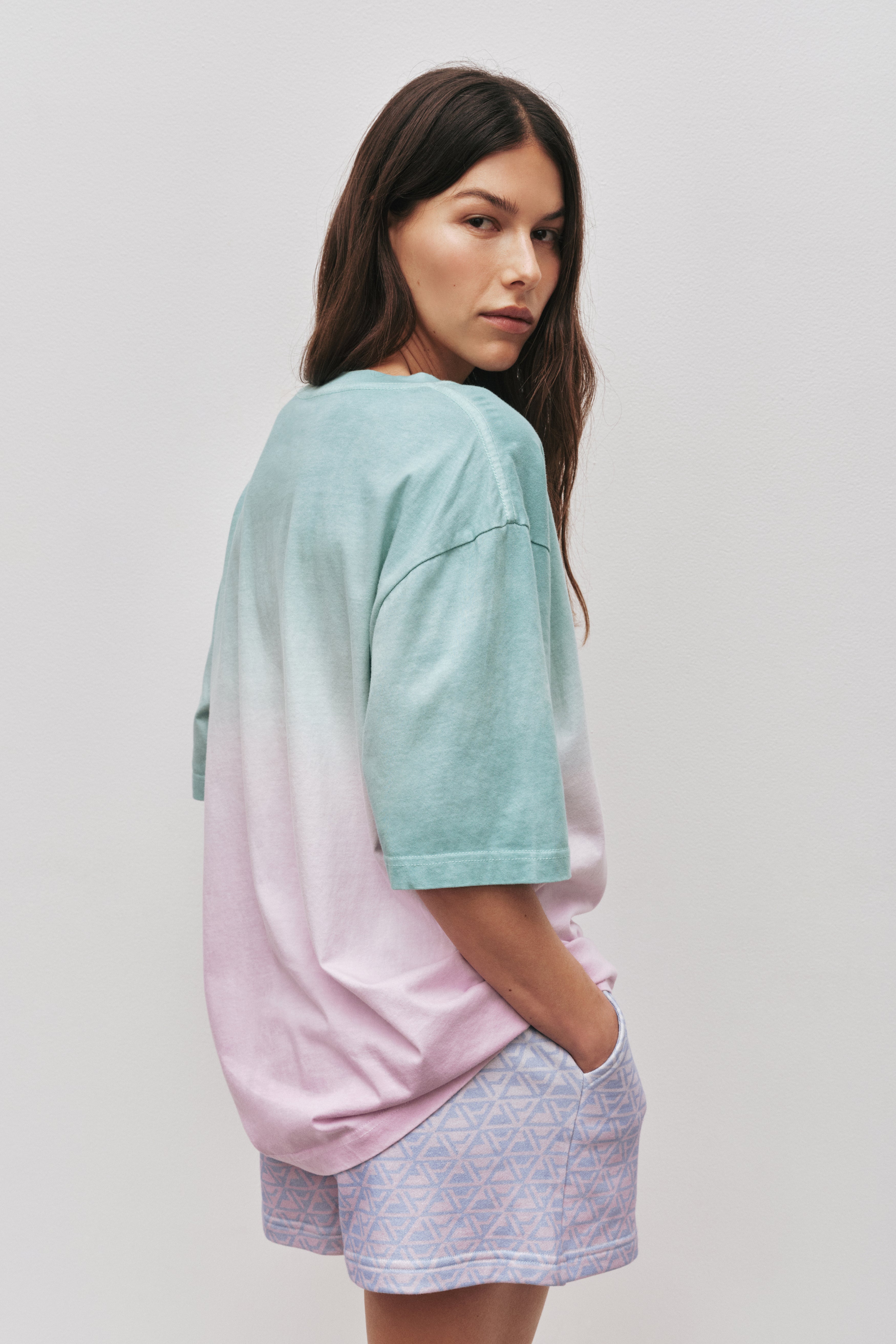 261AA3039_GEO-PSTL_6_1756845982