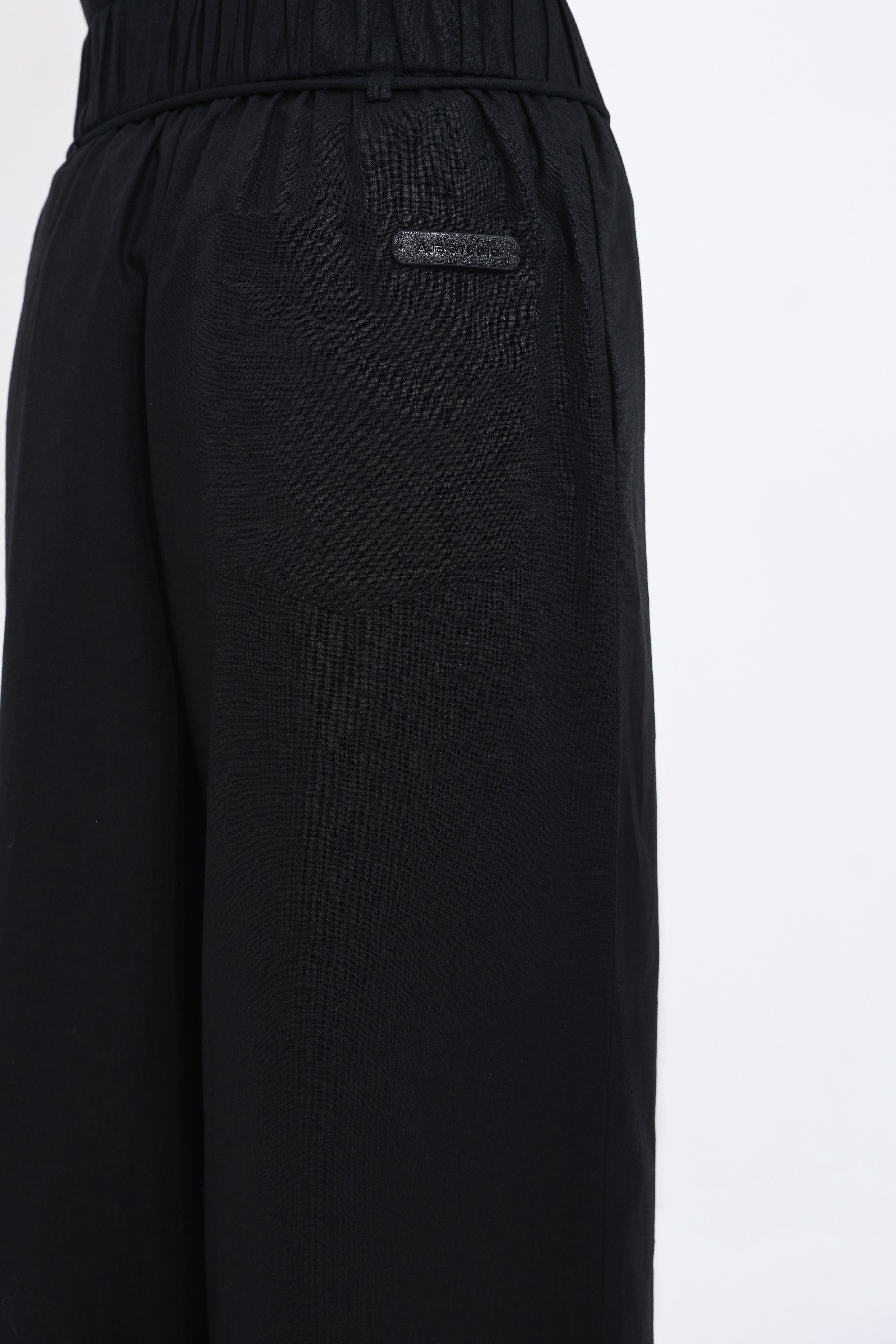 Dessie Belted Relaxed Pant