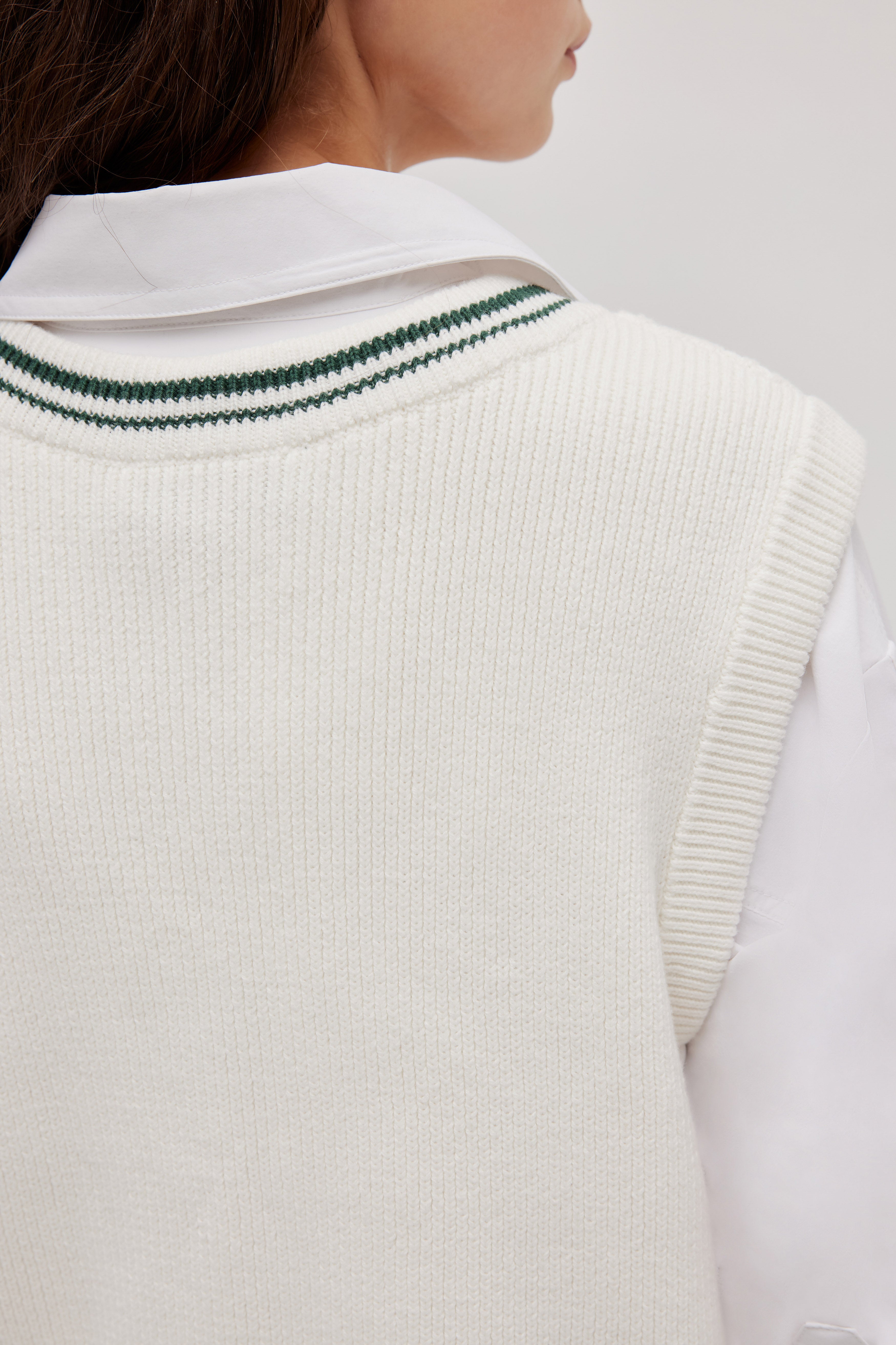 262AA1017_WHT_7_1762209276