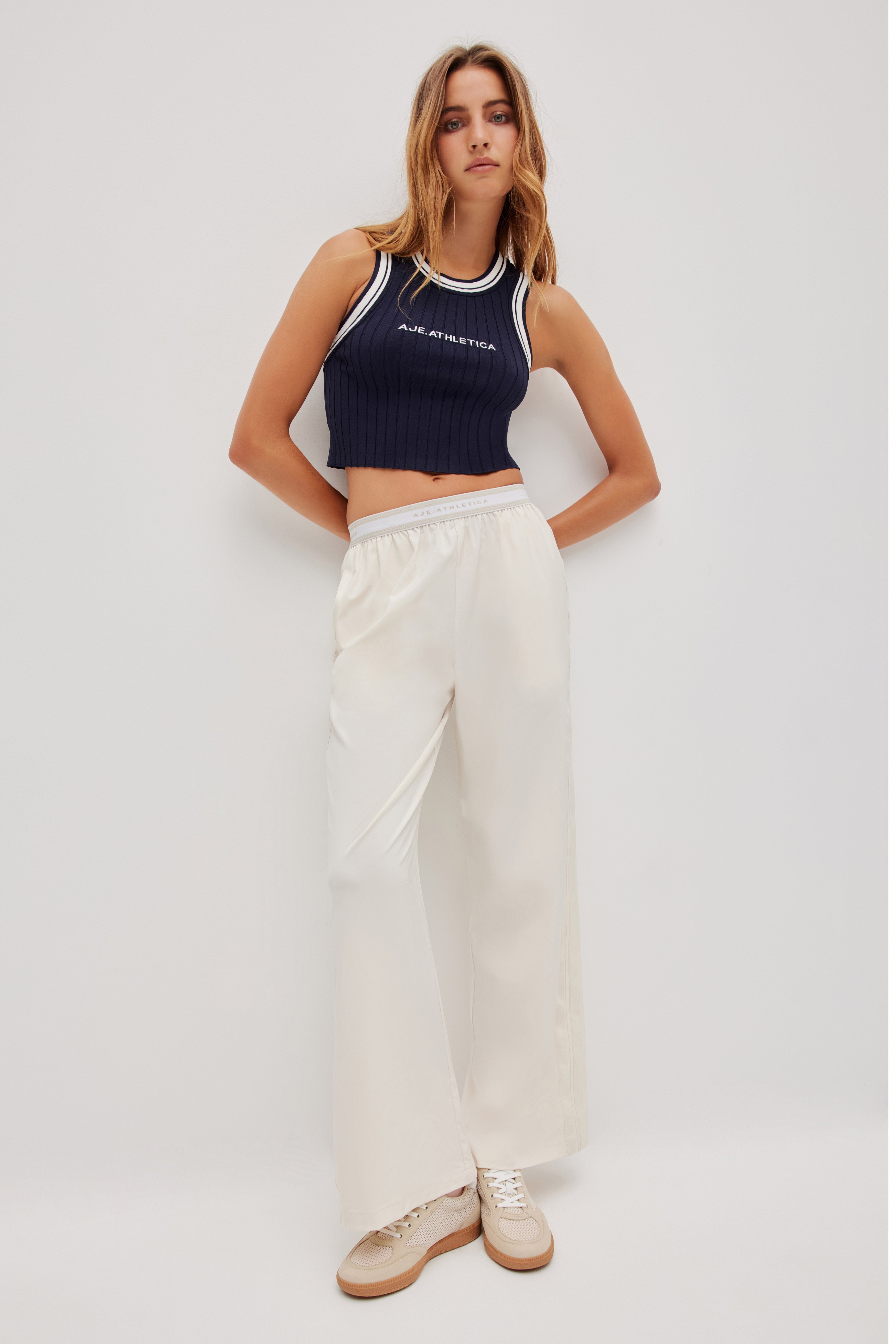 262AA1027_NVY_5_1764539860