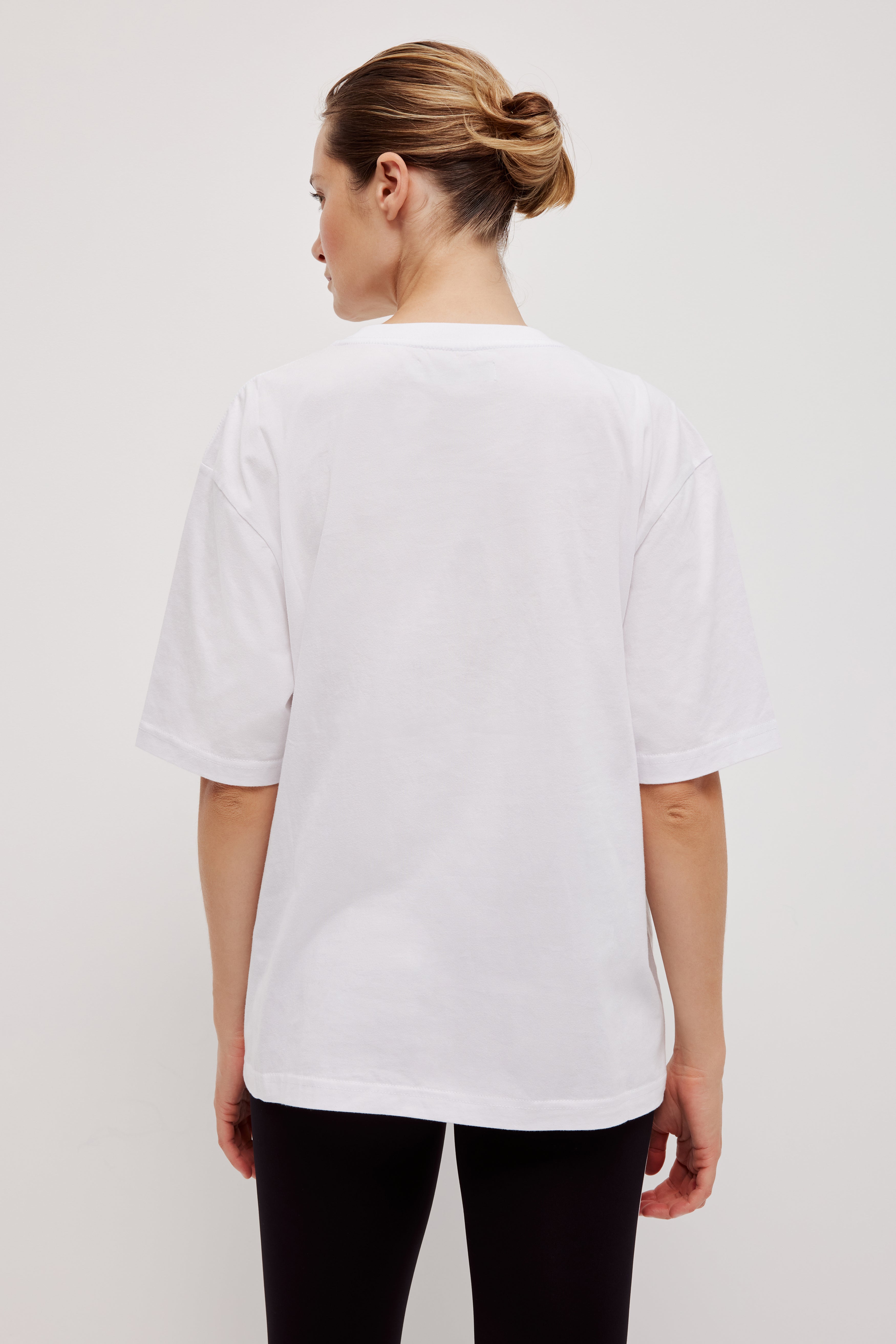 262AA1029_WHT_5_1760060100