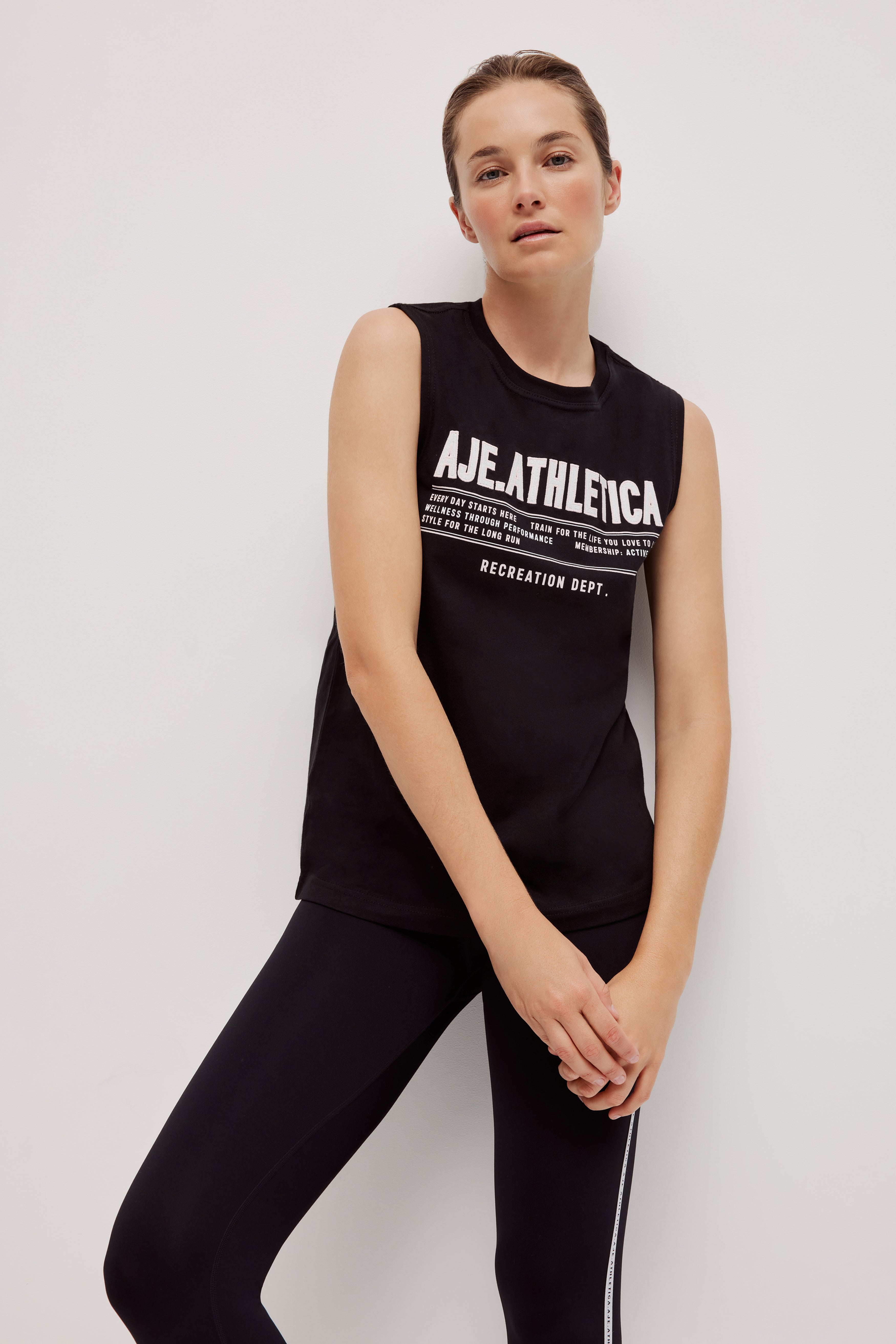 Motivation Logo Tank