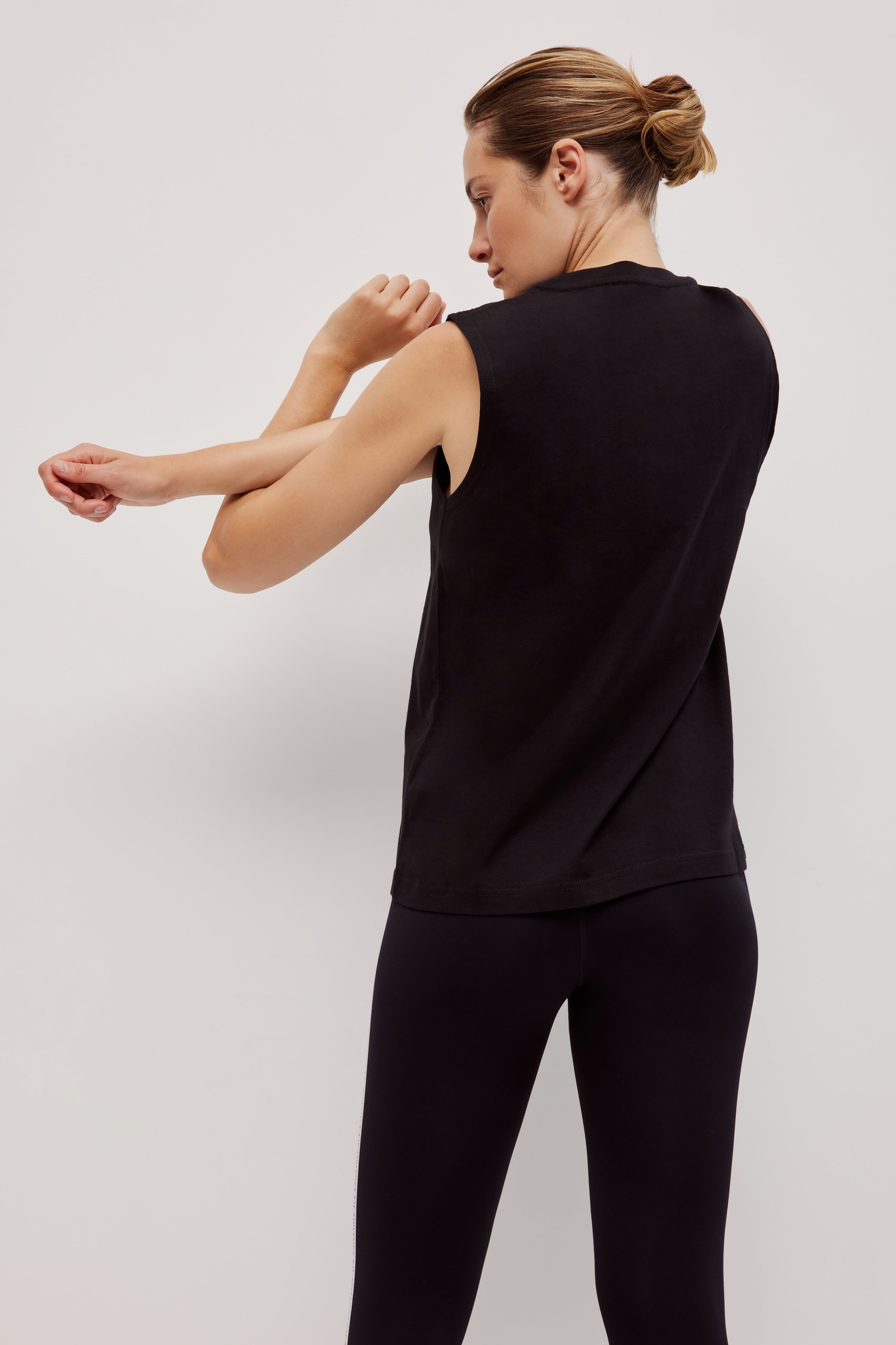 Motivation Logo Tank