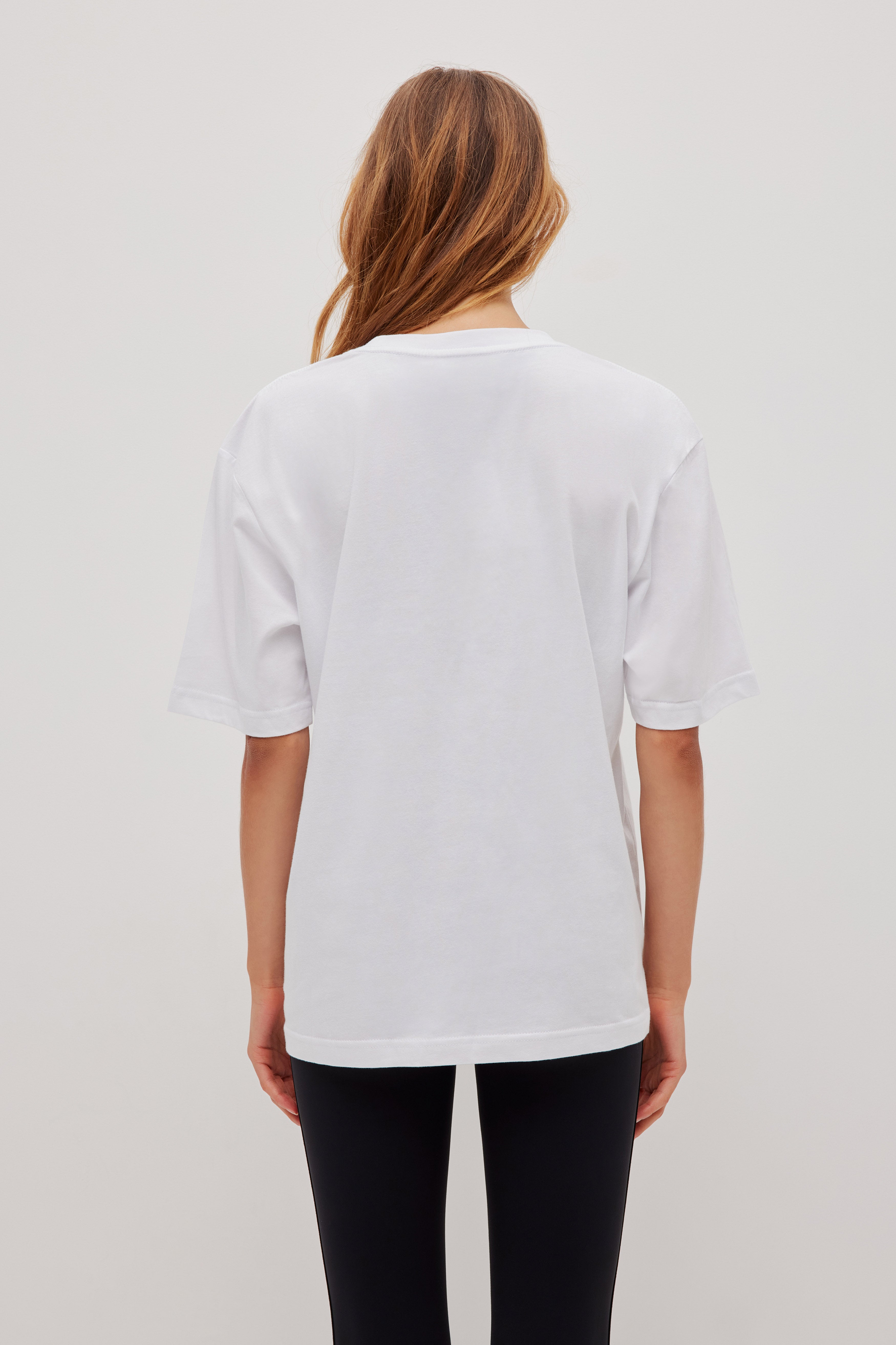 Swift Contrast Logo Tee 102