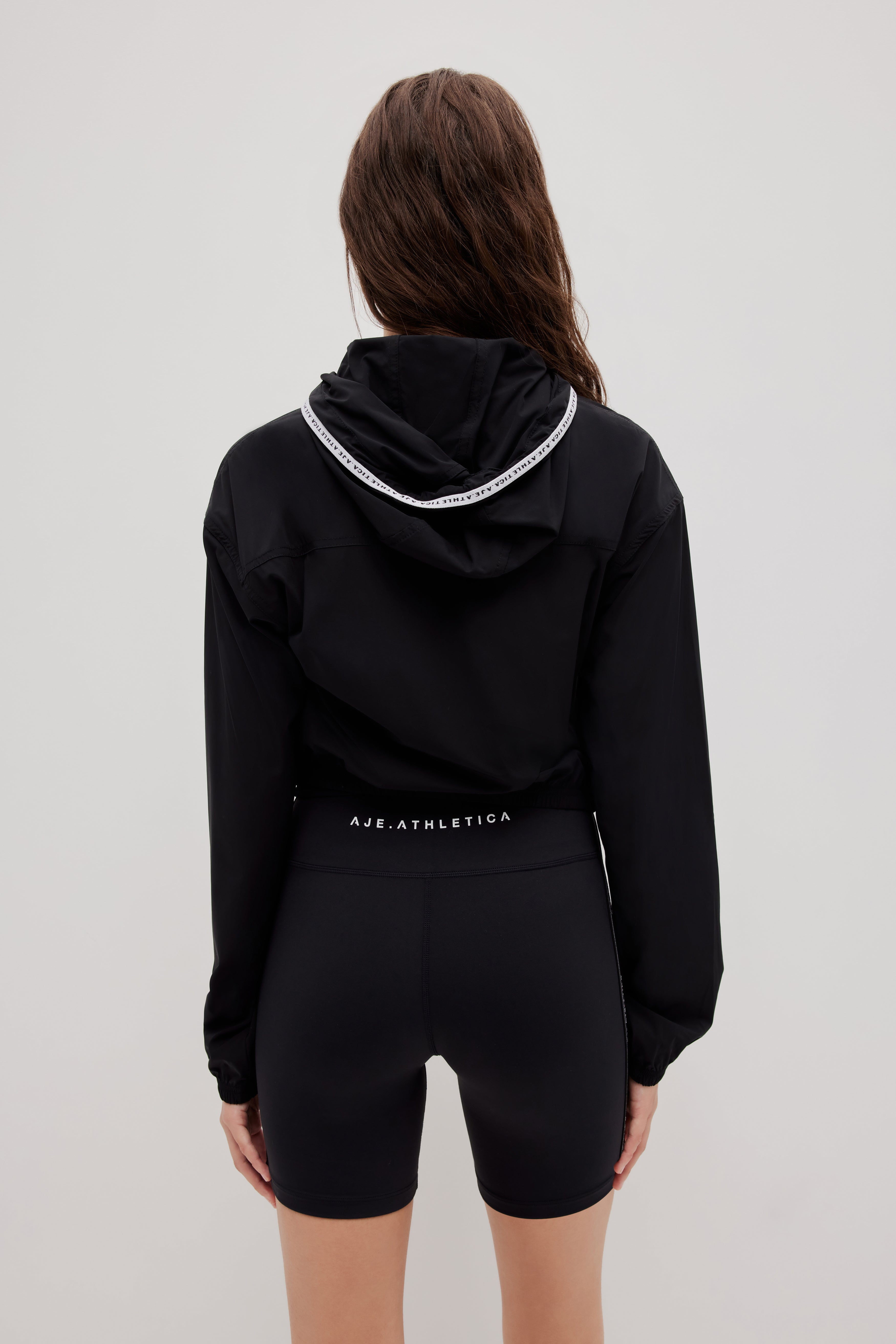 262AA2000_BLK_5_1761708823