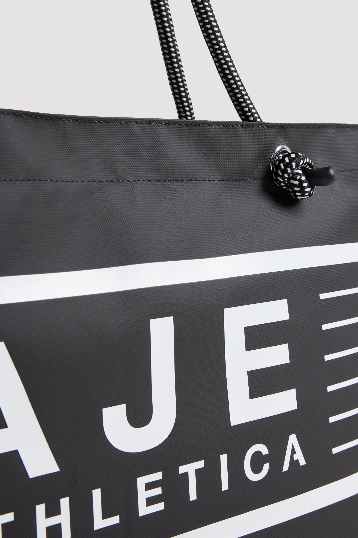 262AA6279_BLK-WHT_2_1759963295