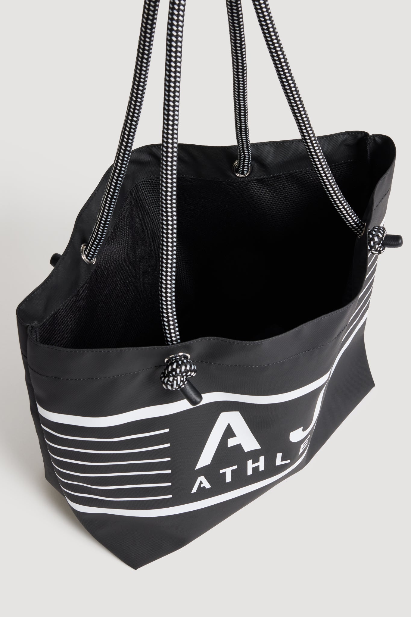 262AA6279_BLK-WHT_3_1759963294