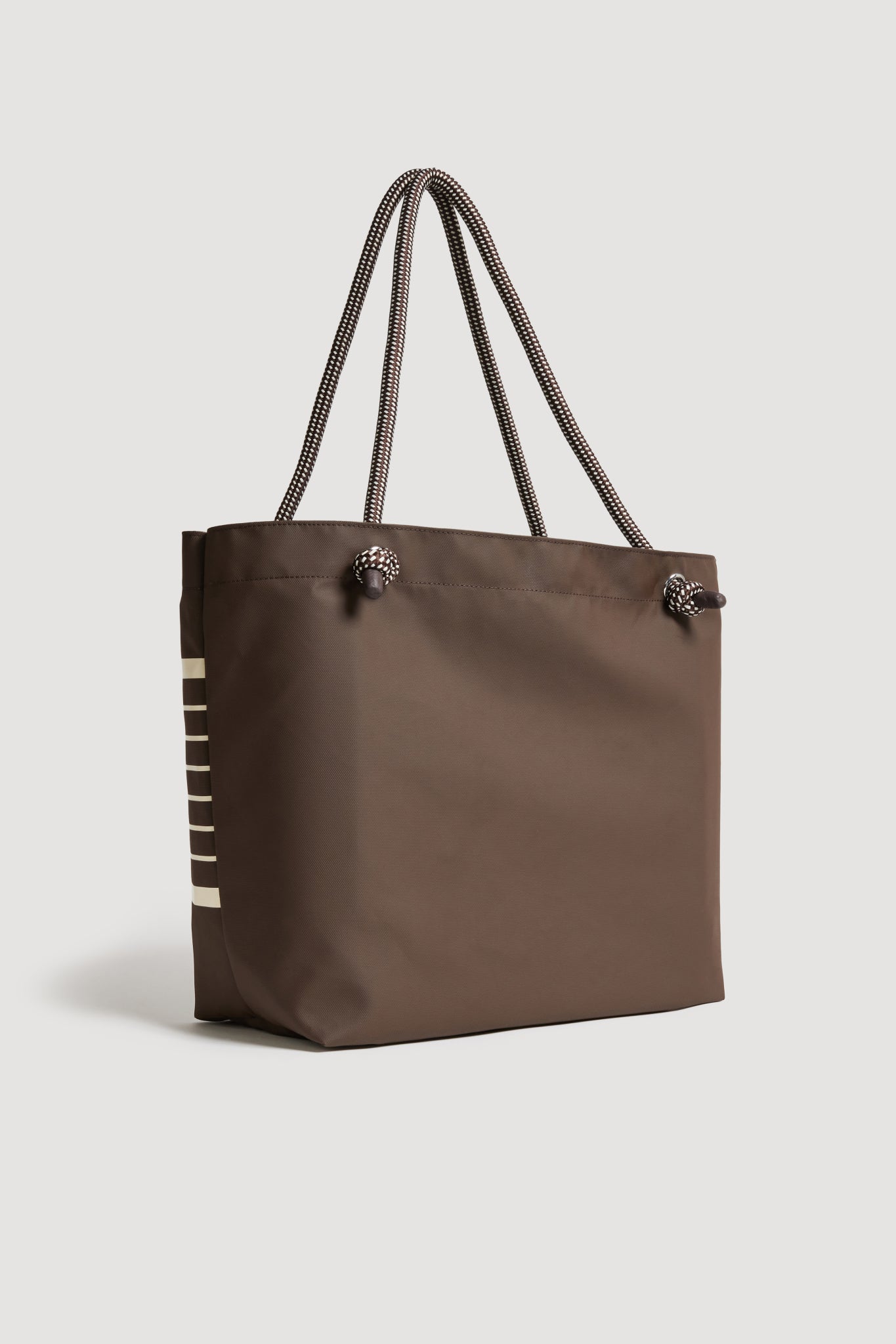 262AA6279_CHOC-BTR_4_1759963238