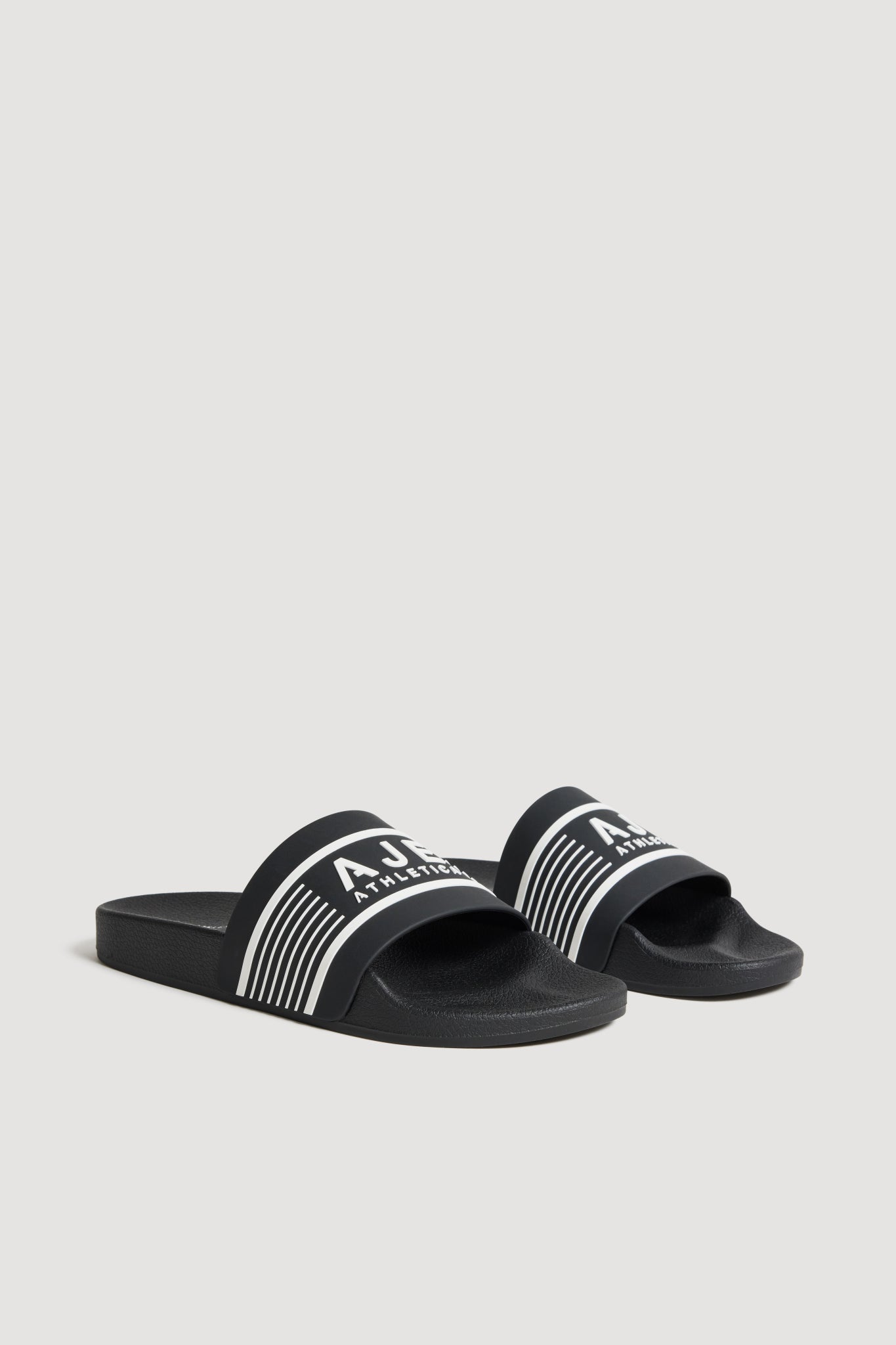 262AA7283_BLK-WHT_5_1759731173