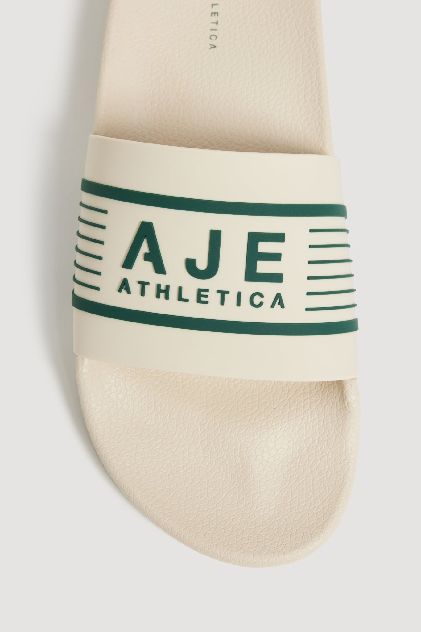 262AA7283_SD-ST-VG_4_1762210616