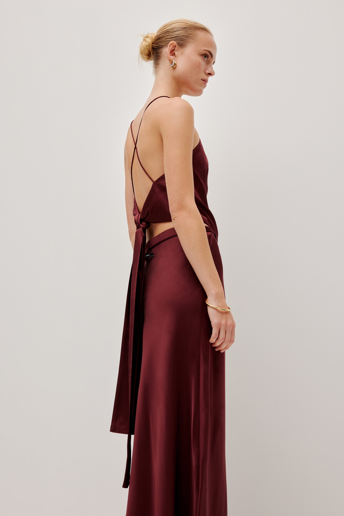 262AS1013_GARNET_6_1768795321