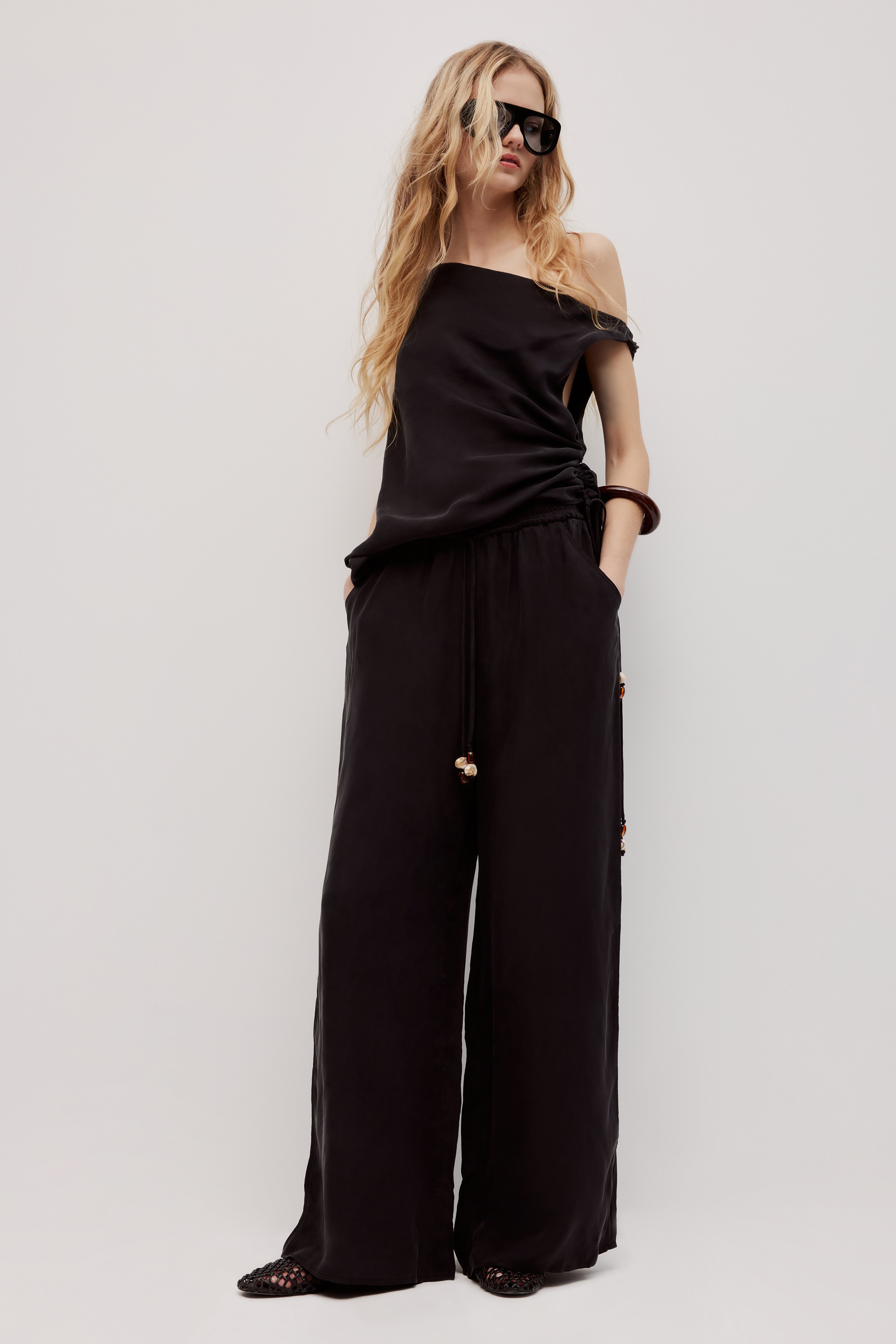 262AS3010_BLK_1_1759279990