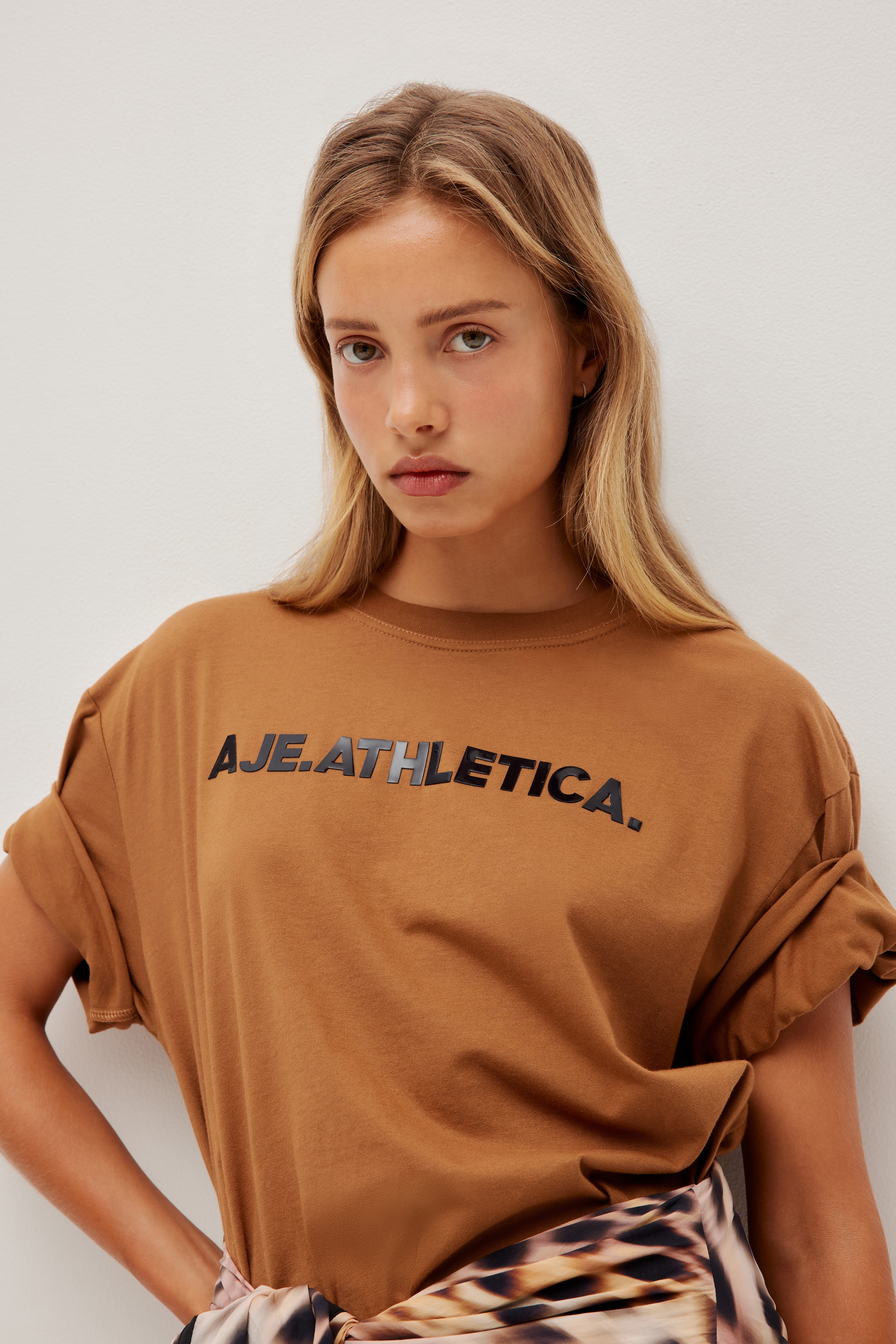 263AA1036_TOFFEE_5_1767094565