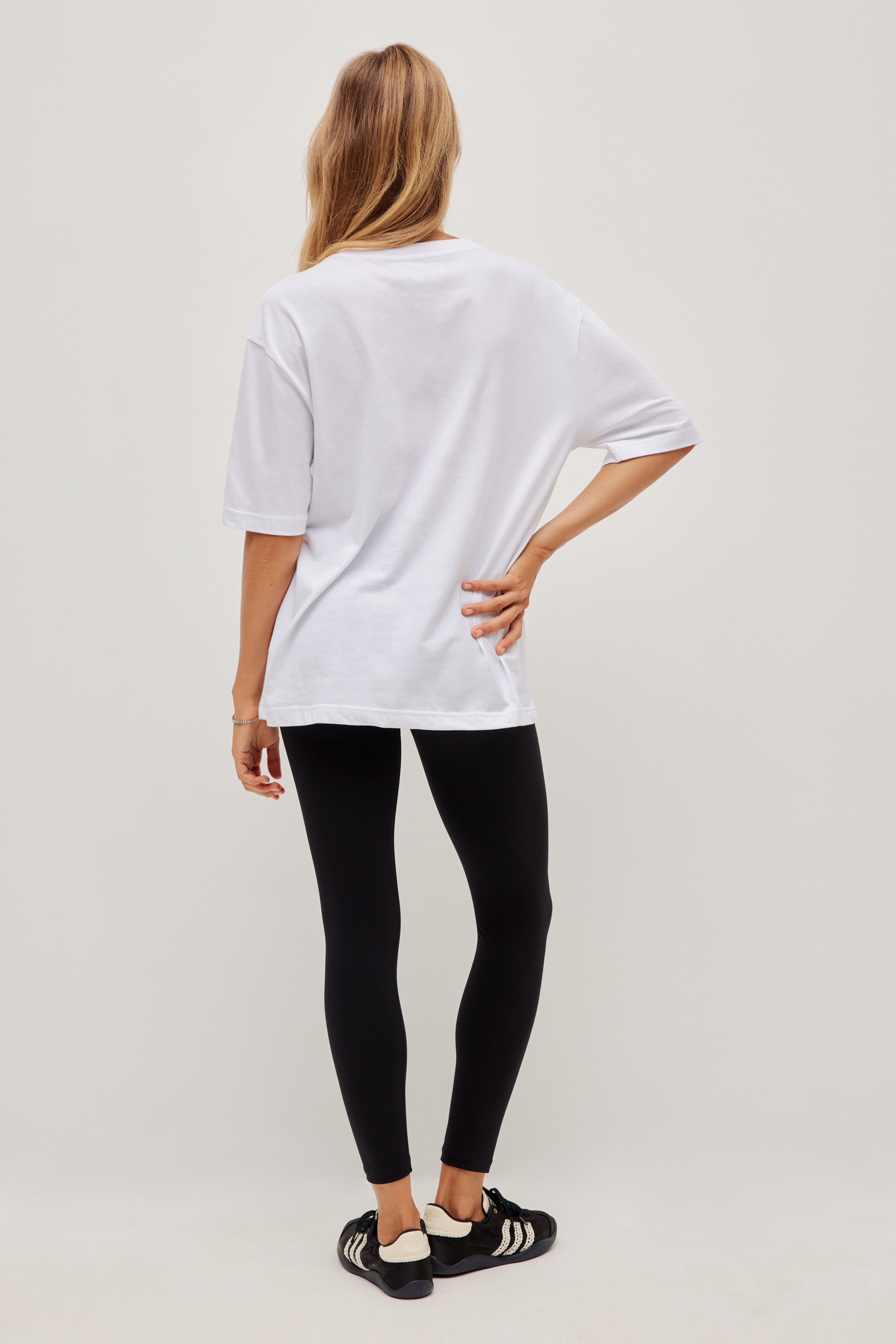 263AA1036_WHT_13_1767094615