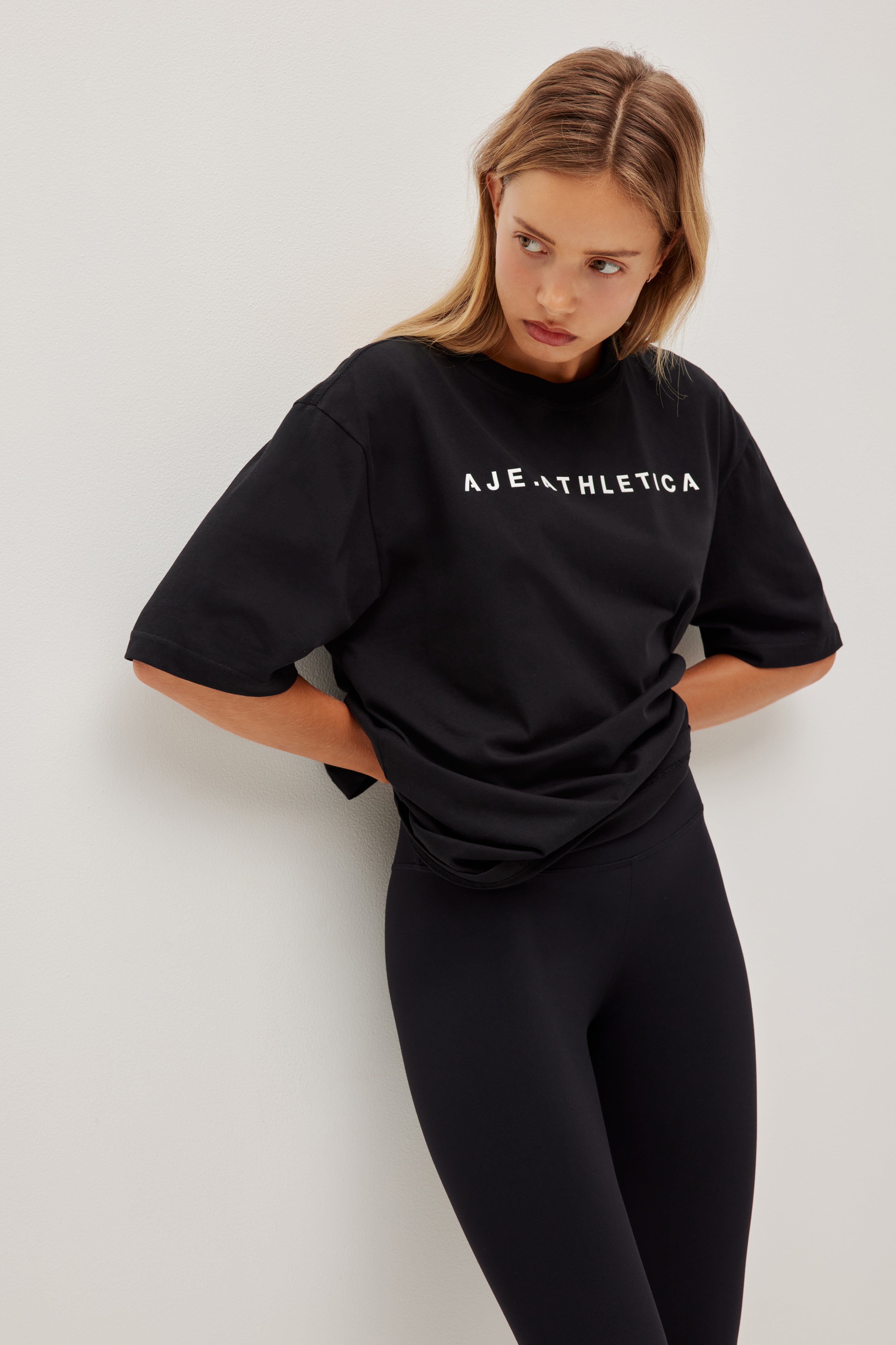 263AA1037_BLK_9_1768971495