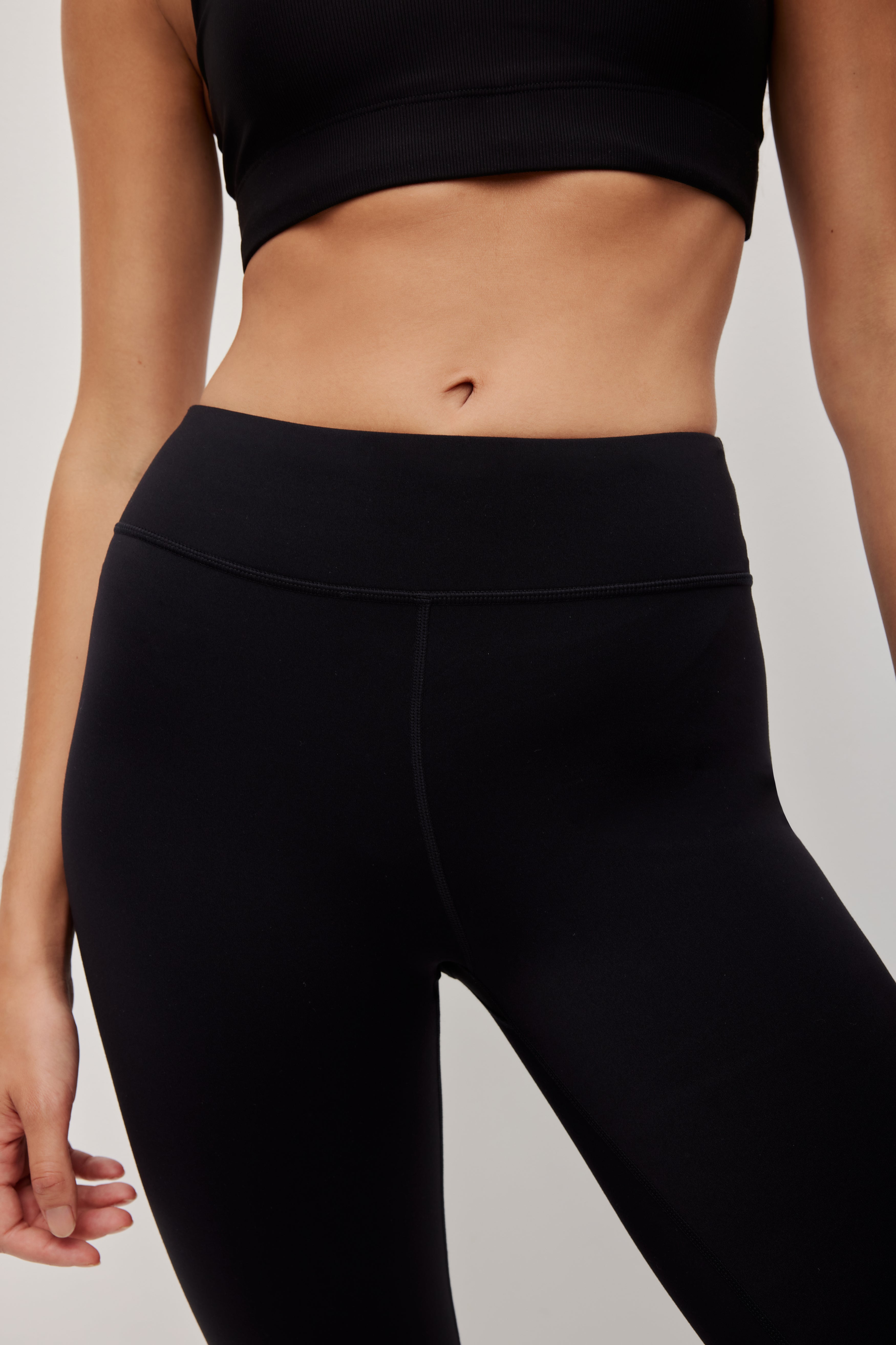 263AA3018_BLK_5_1771301491