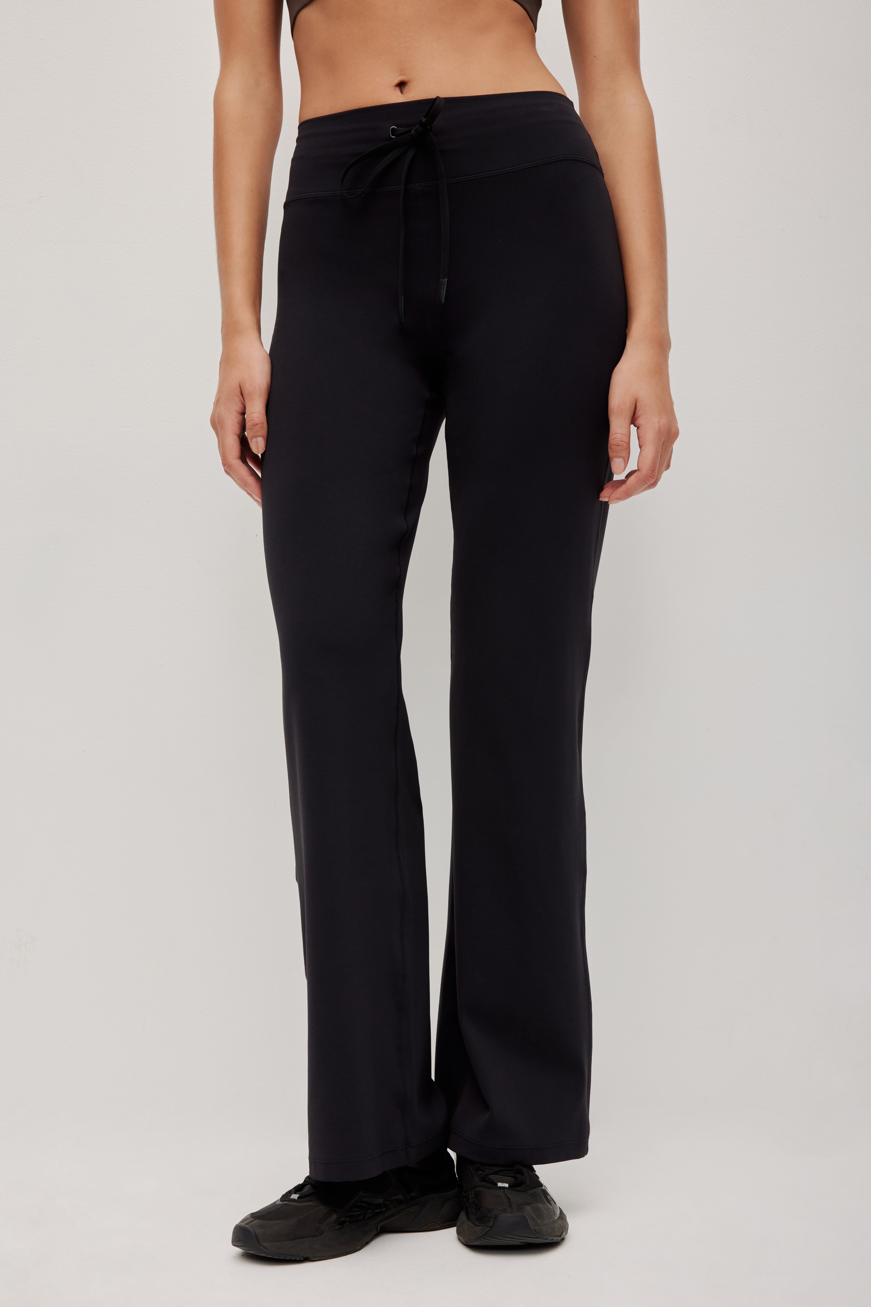 263AA3019_BLK_4_1771303880